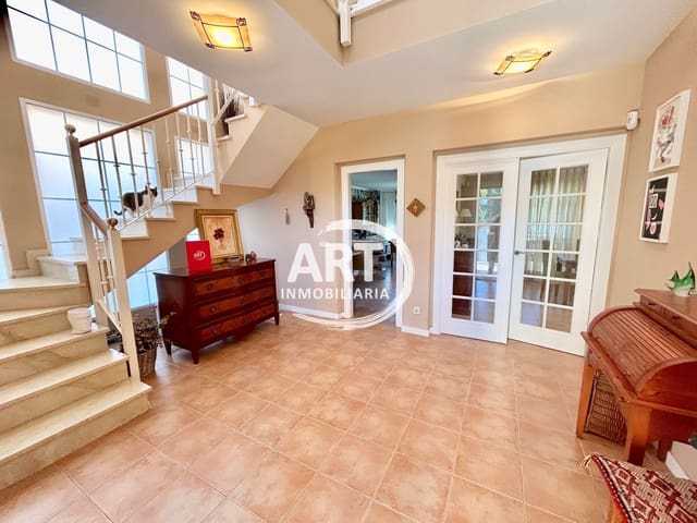 4 sypialnia Willa na sprzedaż w L'Eliana z basenem garażem - 675 000 € (Ref: 9790229)