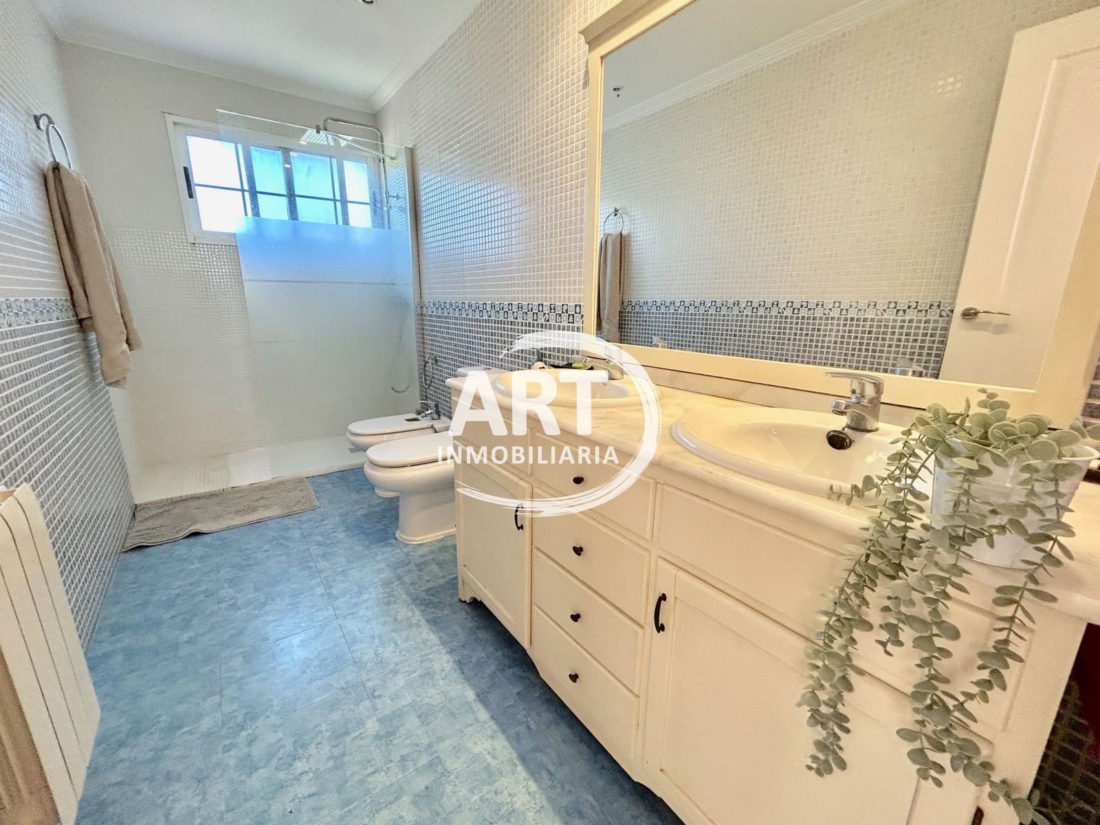 4 sypialnia Willa na sprzedaż w L'Eliana z basenem garażem - 675 000 € (Ref: 9790229)