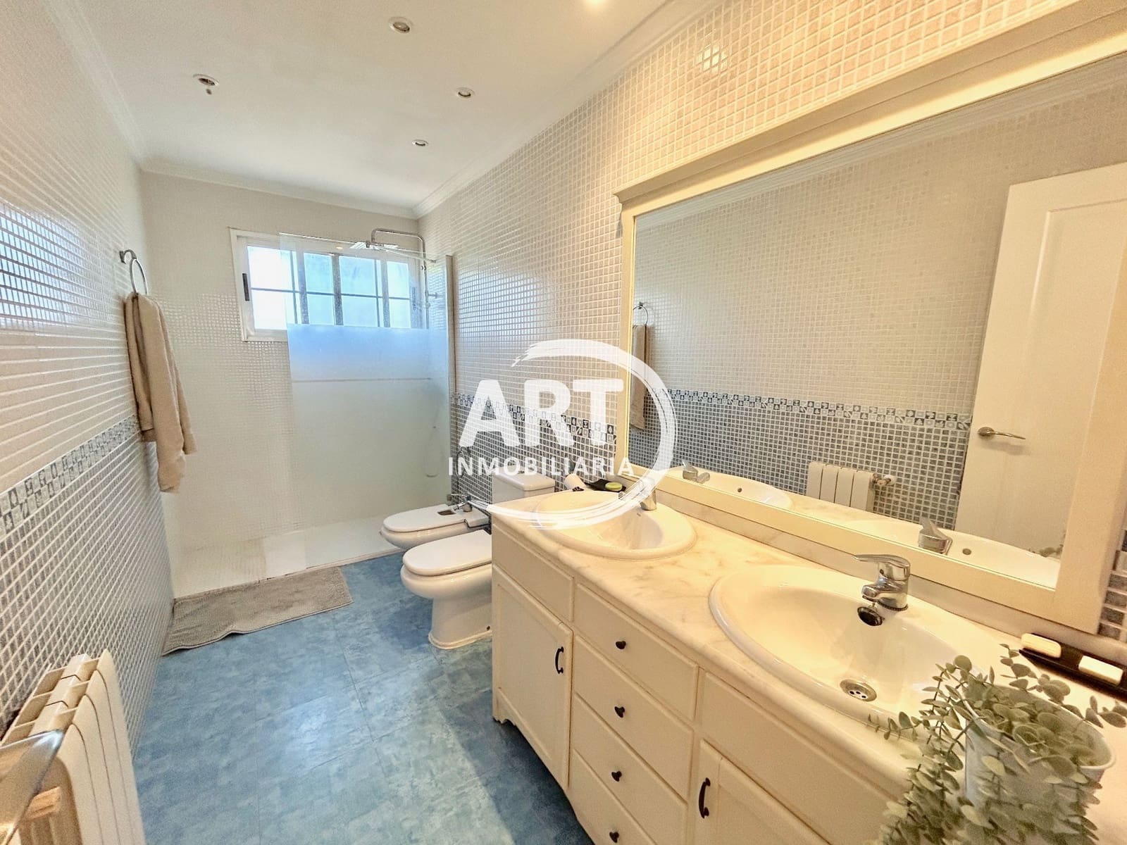 4 sypialnia Willa na sprzedaż w L'Eliana z basenem garażem - 675 000 € (Ref: 9790229)