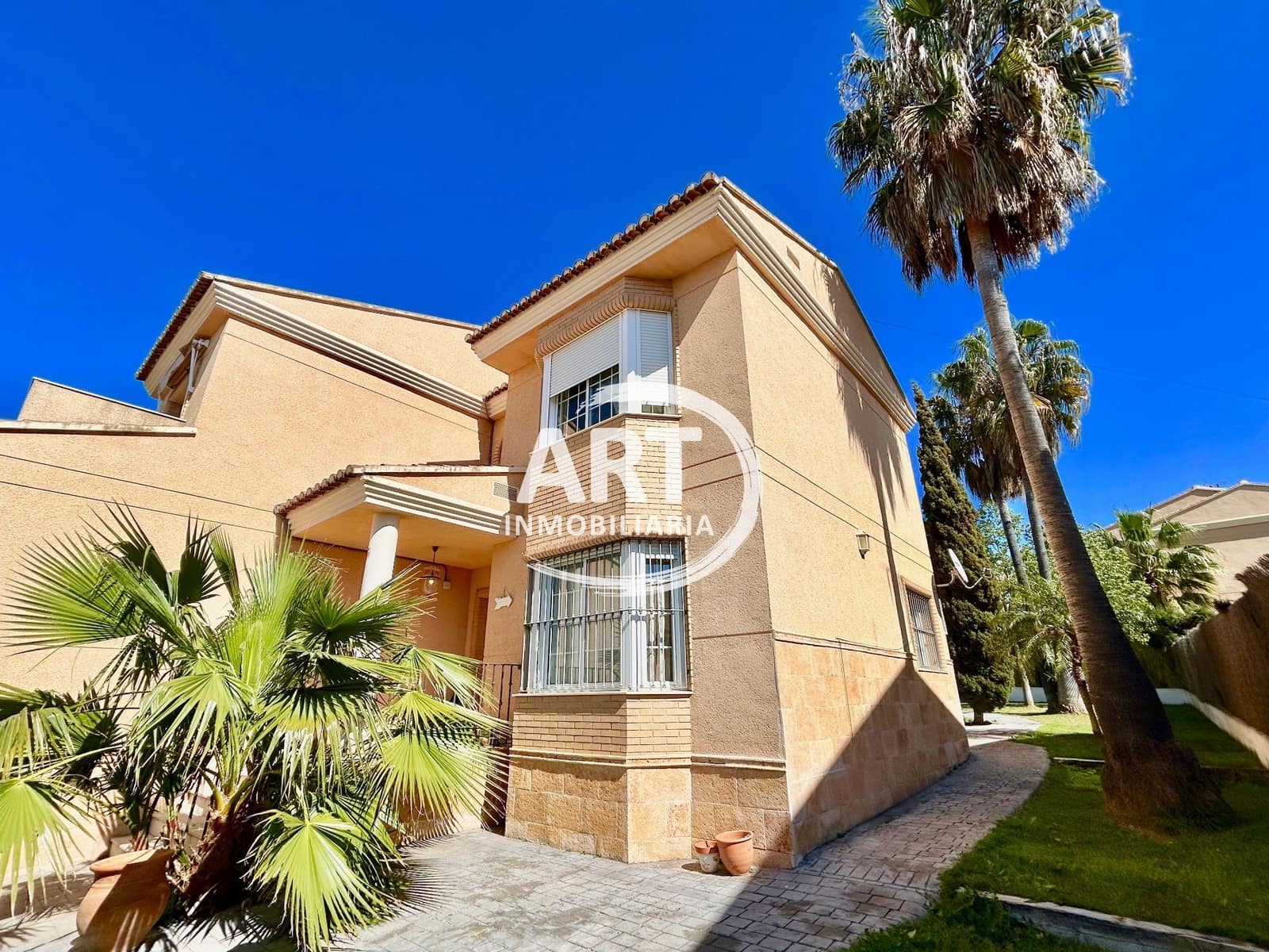 4 sypialnia Willa na sprzedaż w L'Eliana z basenem garażem - 675 000 € (Ref: 9790229)