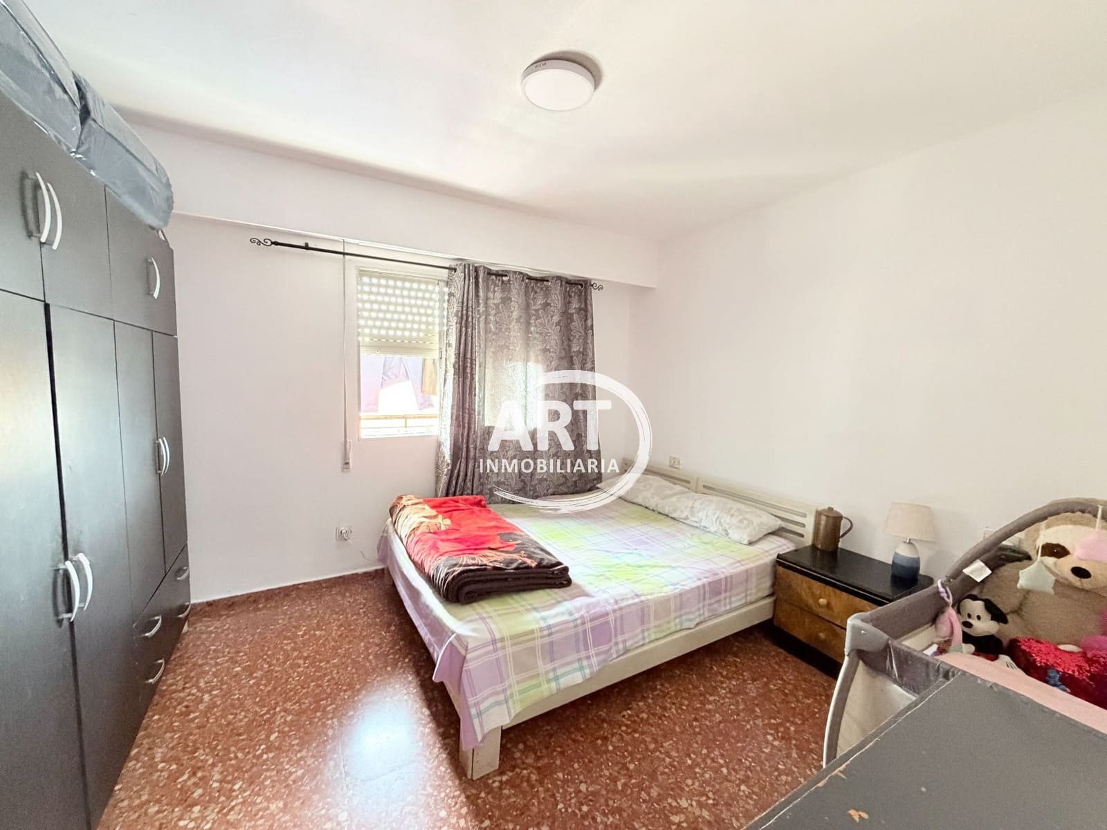 4 slaapkamer Flat te koop in Paterna met garage - € 179.000 (Ref: 9801018)
