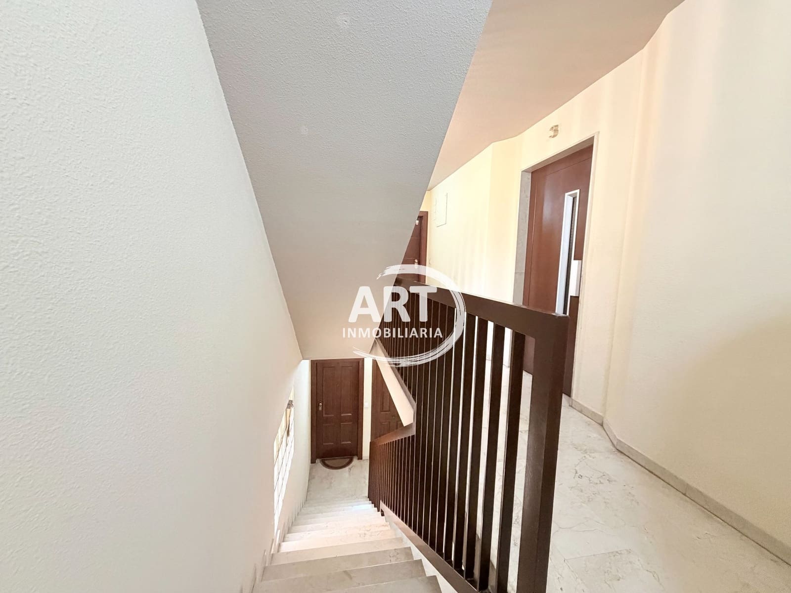 4 slaapkamer Flat te koop in Paterna met garage - € 179.000 (Ref: 9801018)