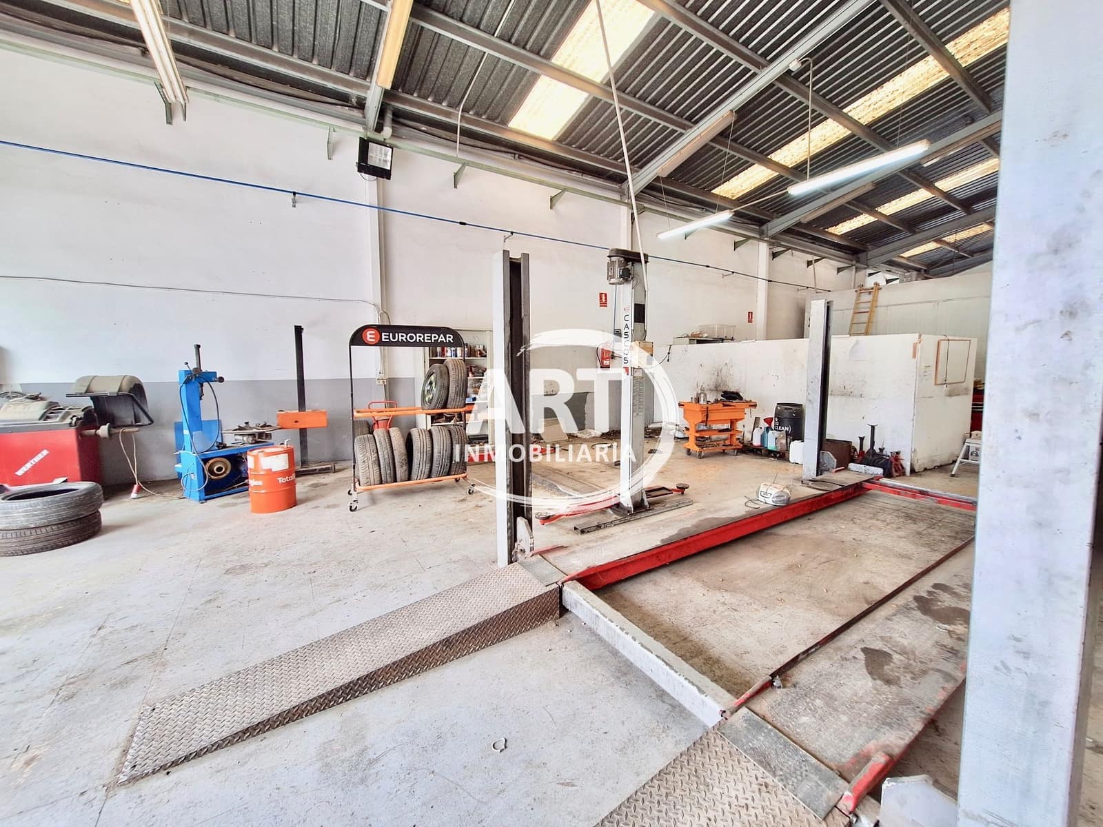 Kommersiell til leie i Betera - € 6 000 (Ref: 9807645)