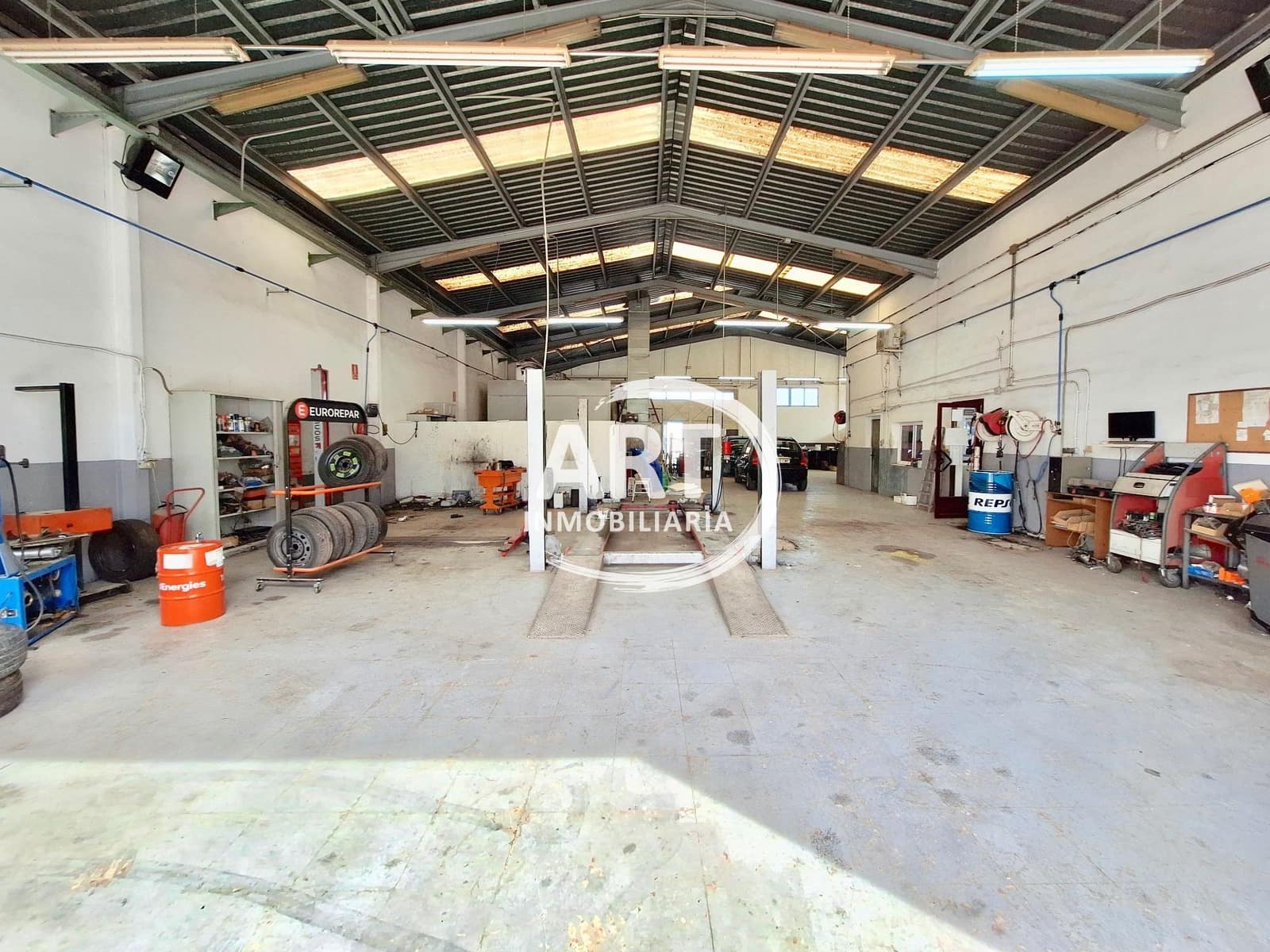 Kommersiell til leie i Betera - € 6 000 (Ref: 9807645)