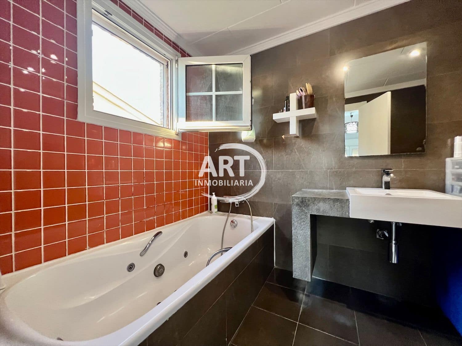 5 sovrum Villa att hyra i L'Eliana med pool garage - 3 200 € (Ref: 9811212)
