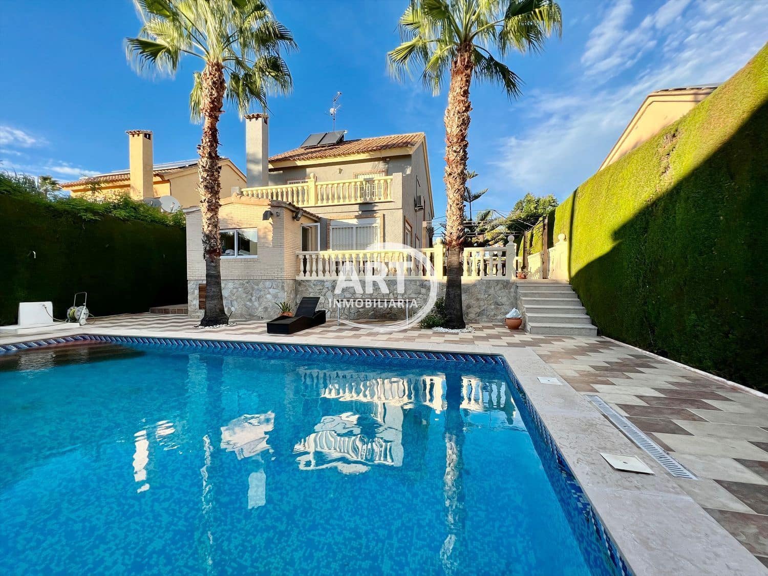 5 sovrum Villa att hyra i L'Eliana med pool garage - 3 200 € (Ref: 9811212)