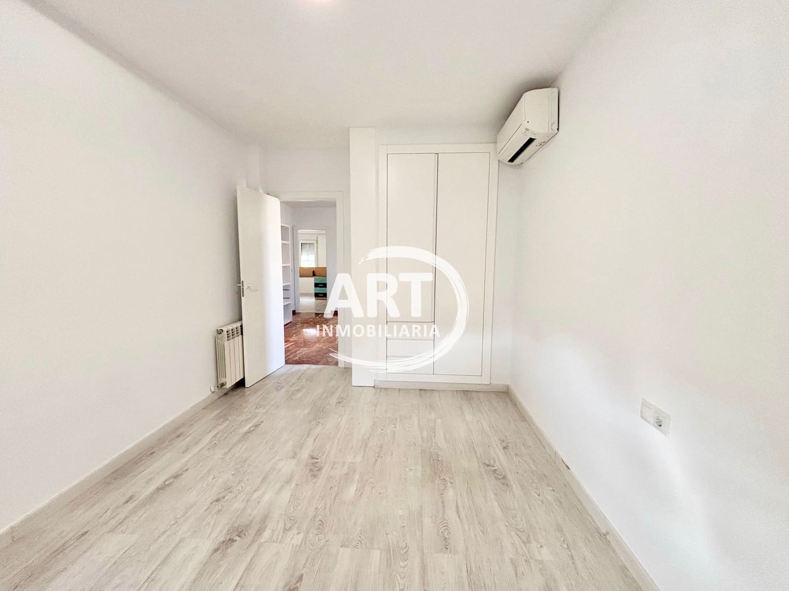 5 sovrum Villa att hyra i L'Eliana med pool garage - 3 200 € (Ref: 9811212)