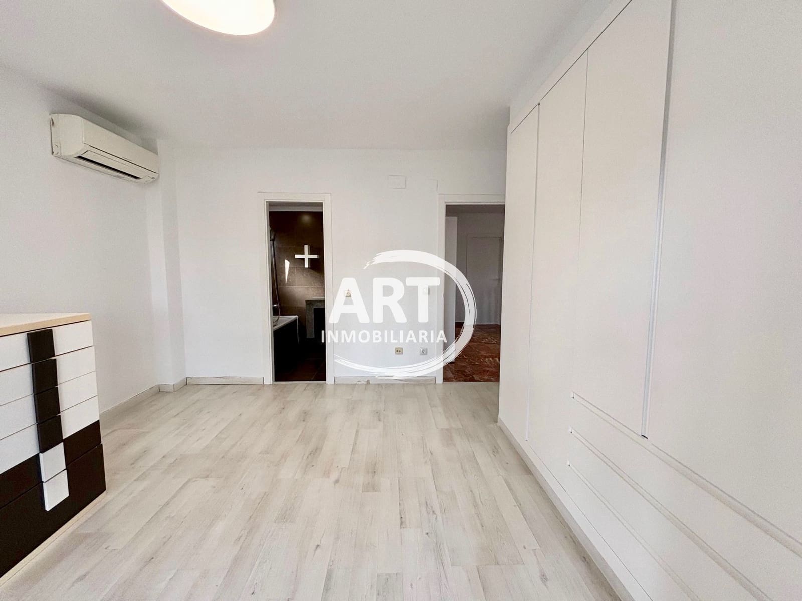 5 sovrum Villa att hyra i L'Eliana med pool garage - 3 200 € (Ref: 9811212)