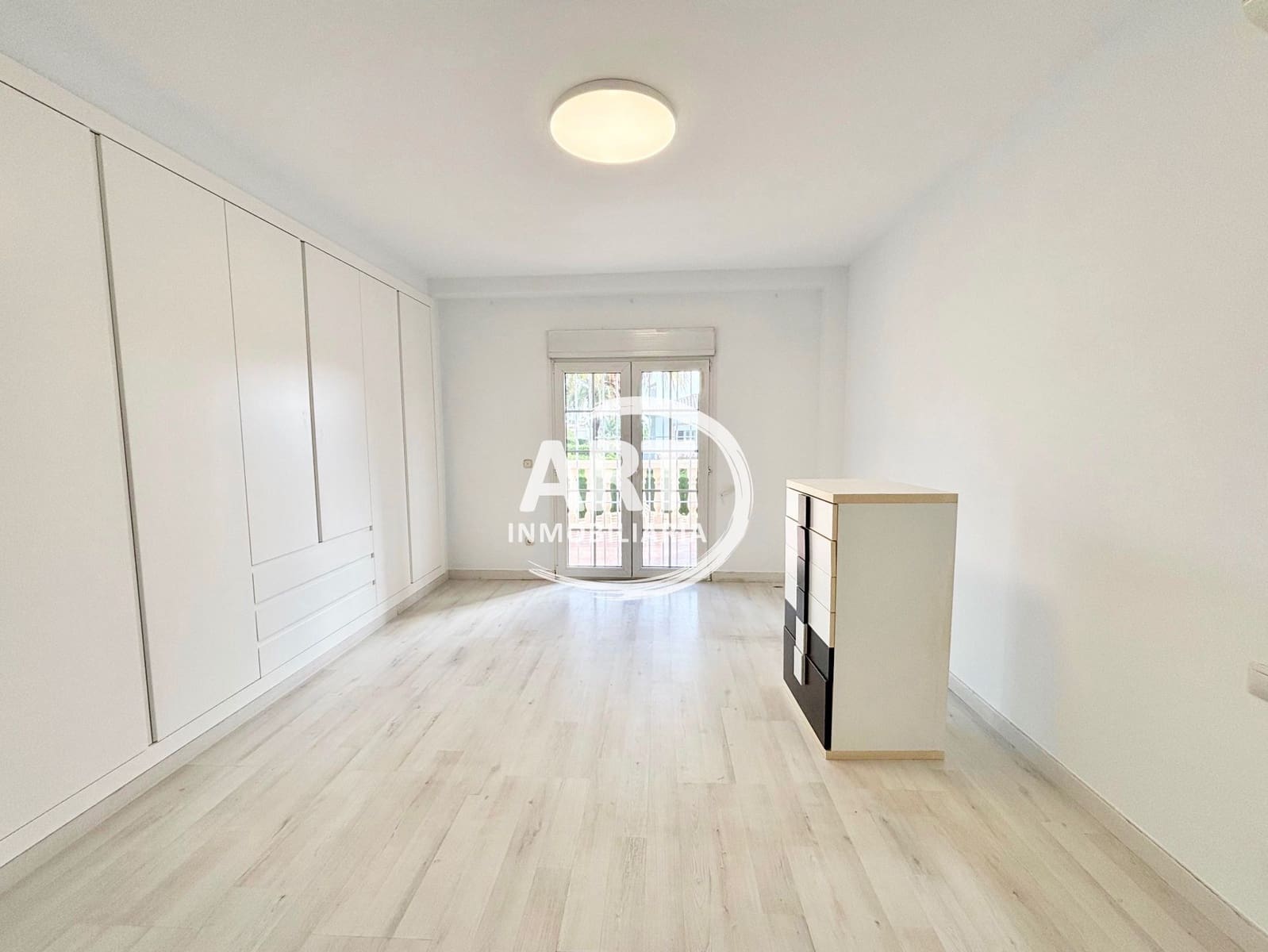 5 sovrum Villa att hyra i L'Eliana med pool garage - 3 200 € (Ref: 9811212)