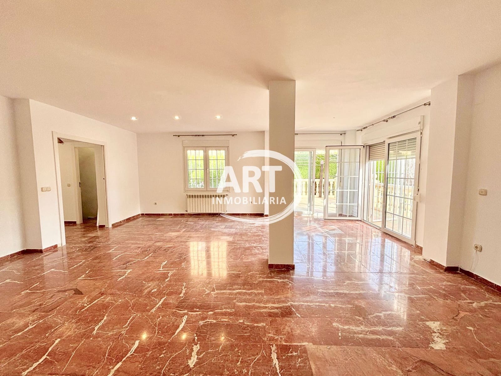 5 sovrum Villa att hyra i L'Eliana med pool garage - 3 200 € (Ref: 9811212)