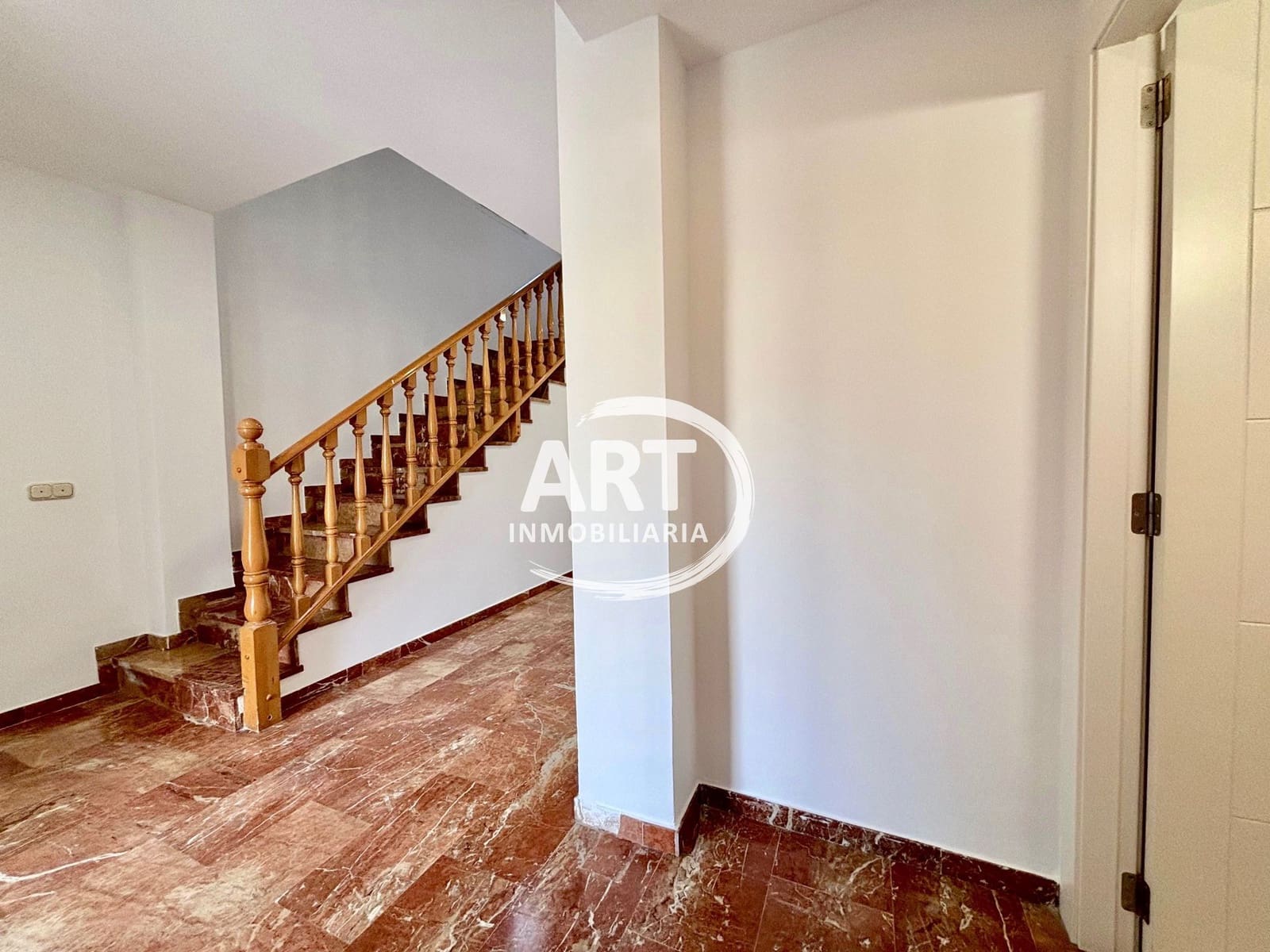 5 sovrum Villa att hyra i L'Eliana med pool garage - 3 200 € (Ref: 9811212)
