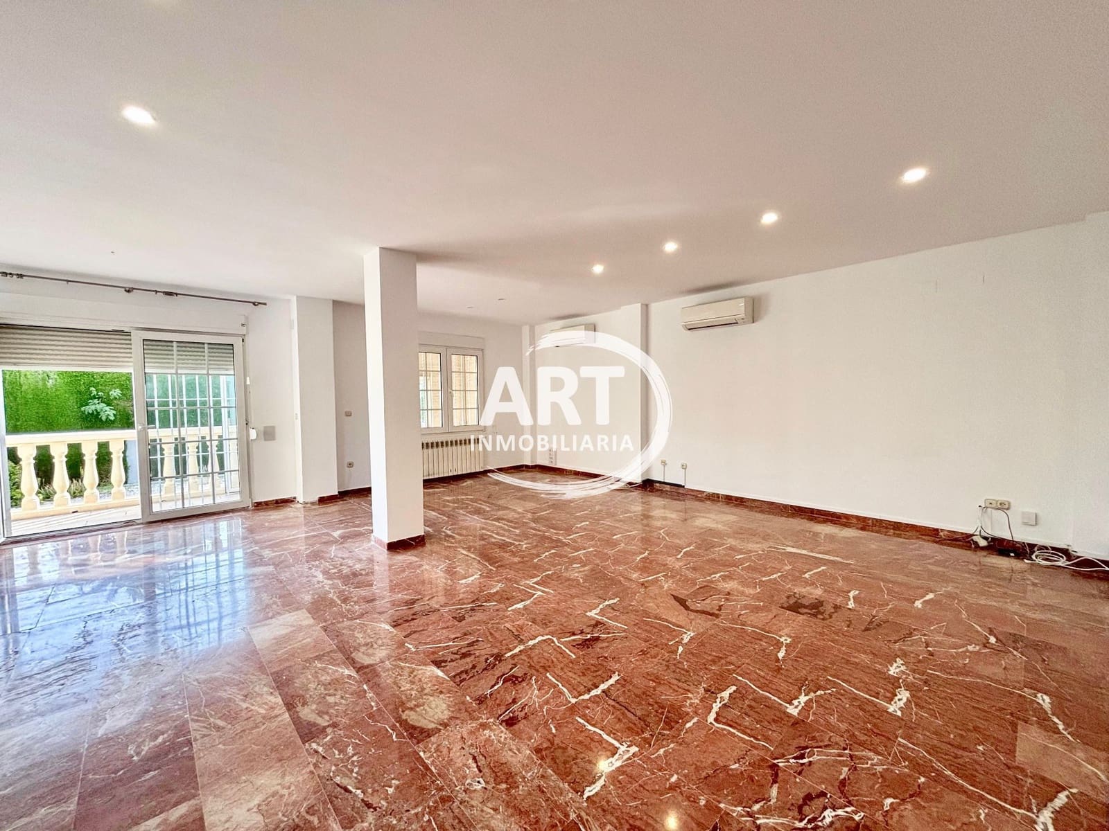 5 sovrum Villa att hyra i L'Eliana med pool garage - 3 200 € (Ref: 9811212)