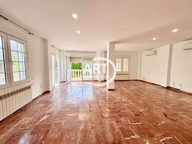 5 sovrum Villa att hyra i L'Eliana med pool garage - 3 200 € (Ref: 9811212)