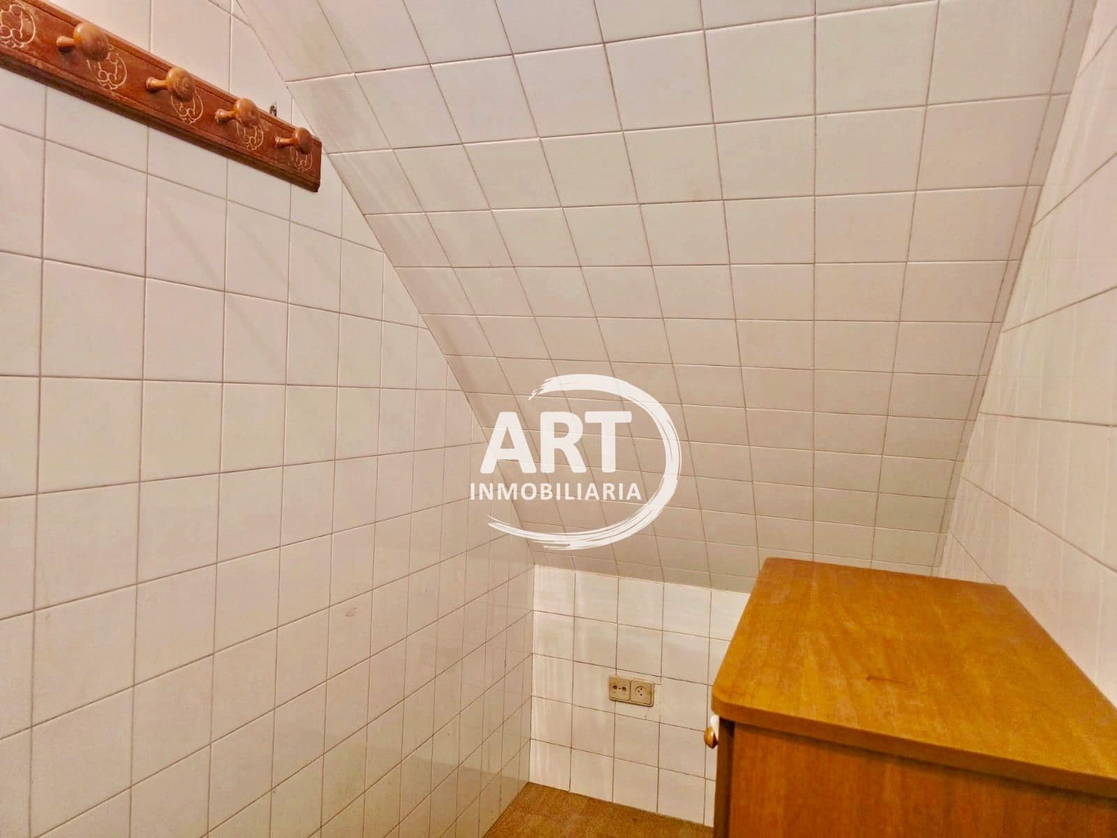 Commercial for rent in Betera - € 850 (Ref: 9815478)