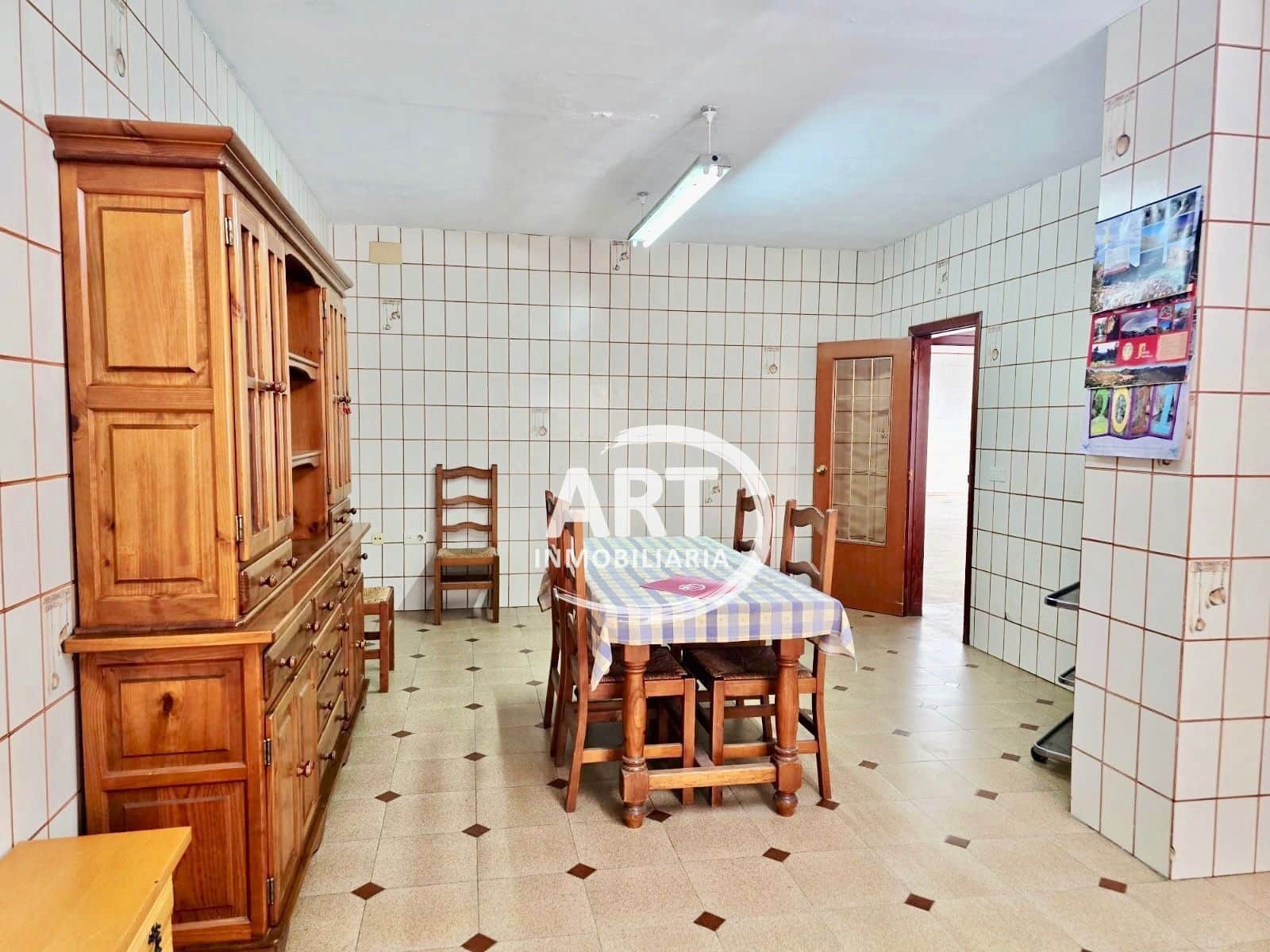 Commercial for rent in Betera - € 850 (Ref: 9815478)