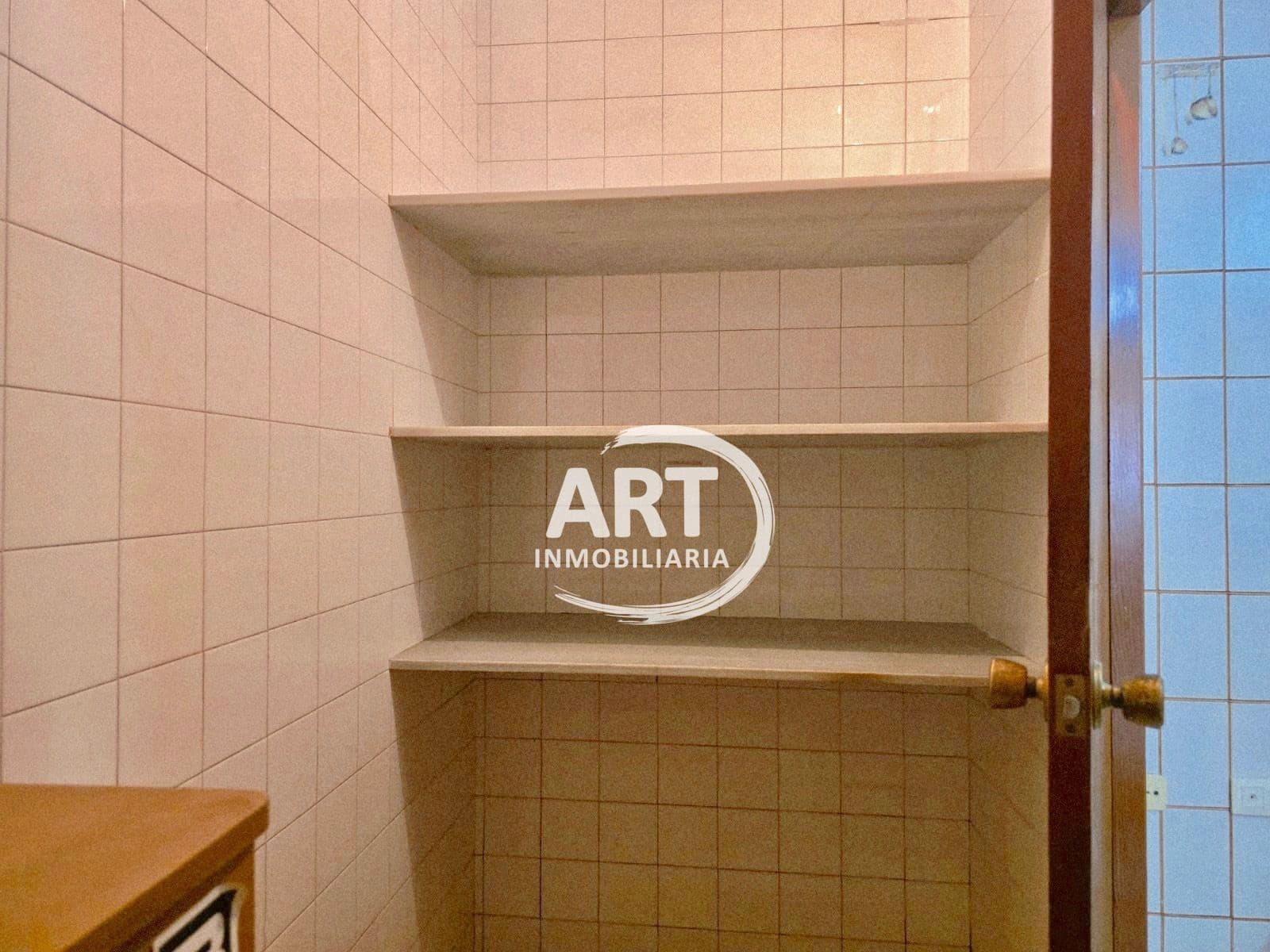 Commercial for rent in Betera - € 850 (Ref: 9815478)