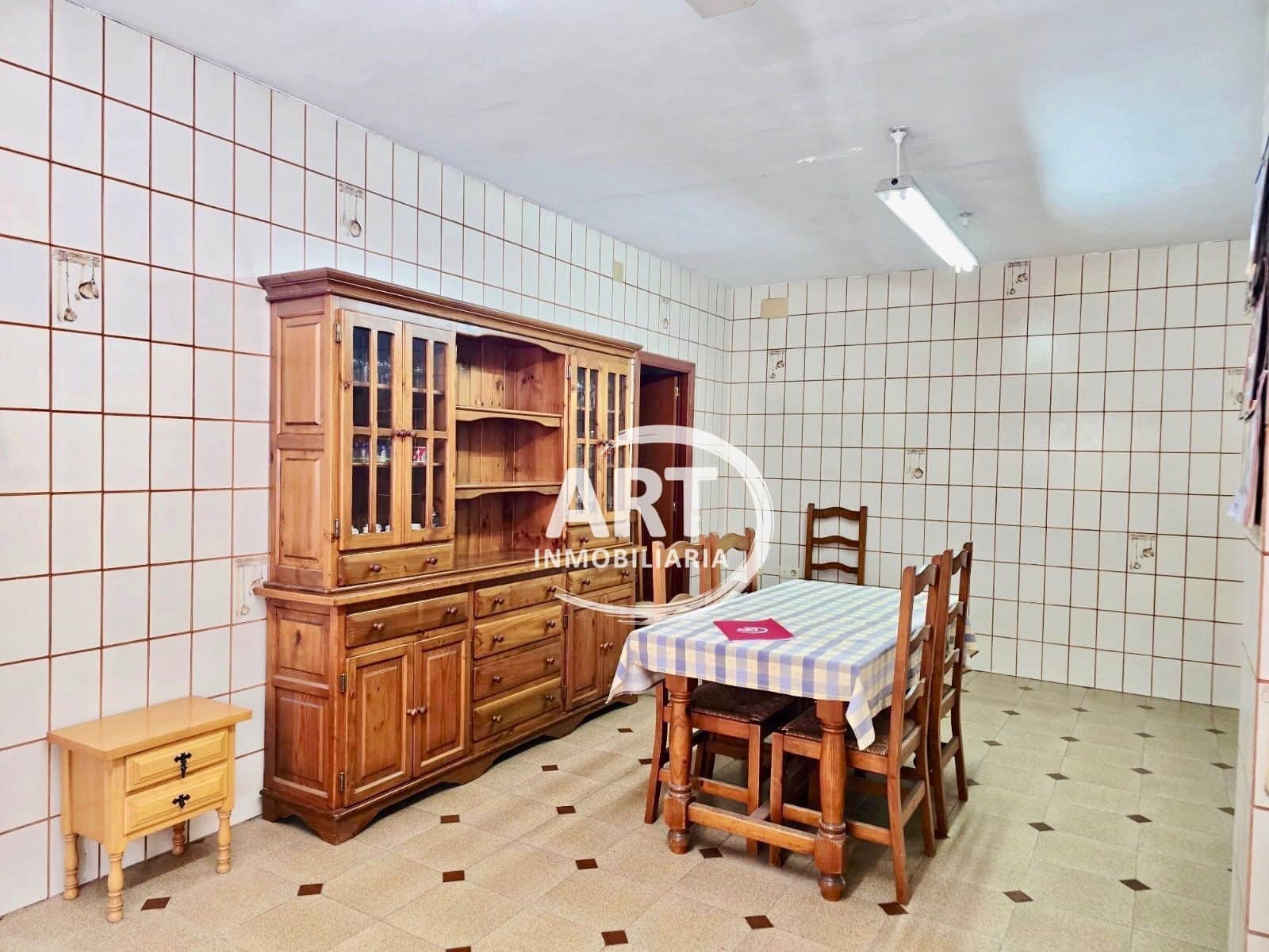 Commercial for rent in Betera - € 850 (Ref: 9815478)