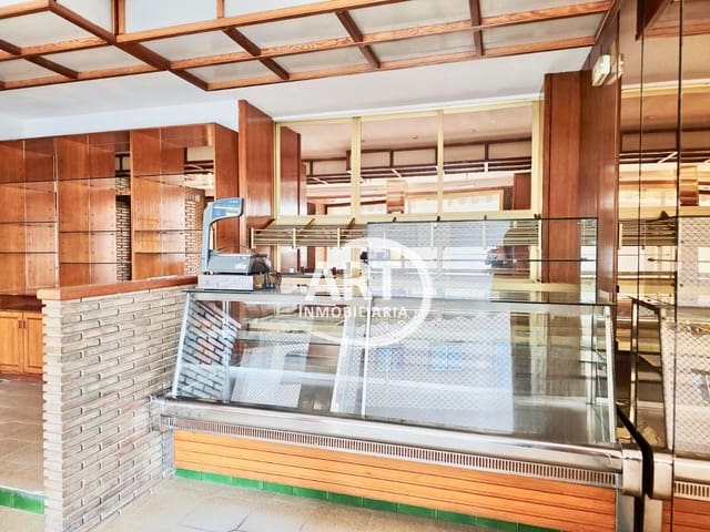 Comercial para arrendar em Bétera - 850 € (Ref: 9815478)
