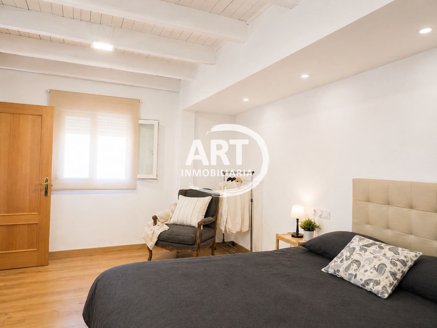 4 makuuhuone Huvila myytävänä paikassa Moncada - 450 000 € (Ref: 9815479)