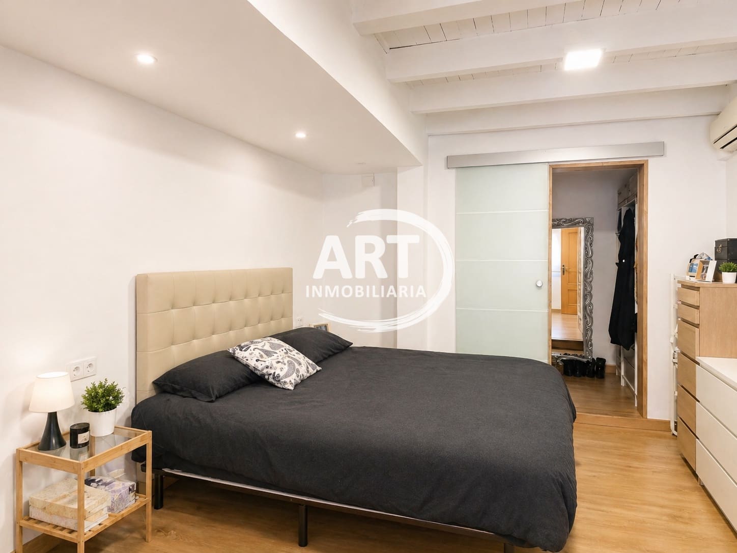 4 makuuhuone Huvila myytävänä paikassa Moncada - 450 000 € (Ref: 9815479)