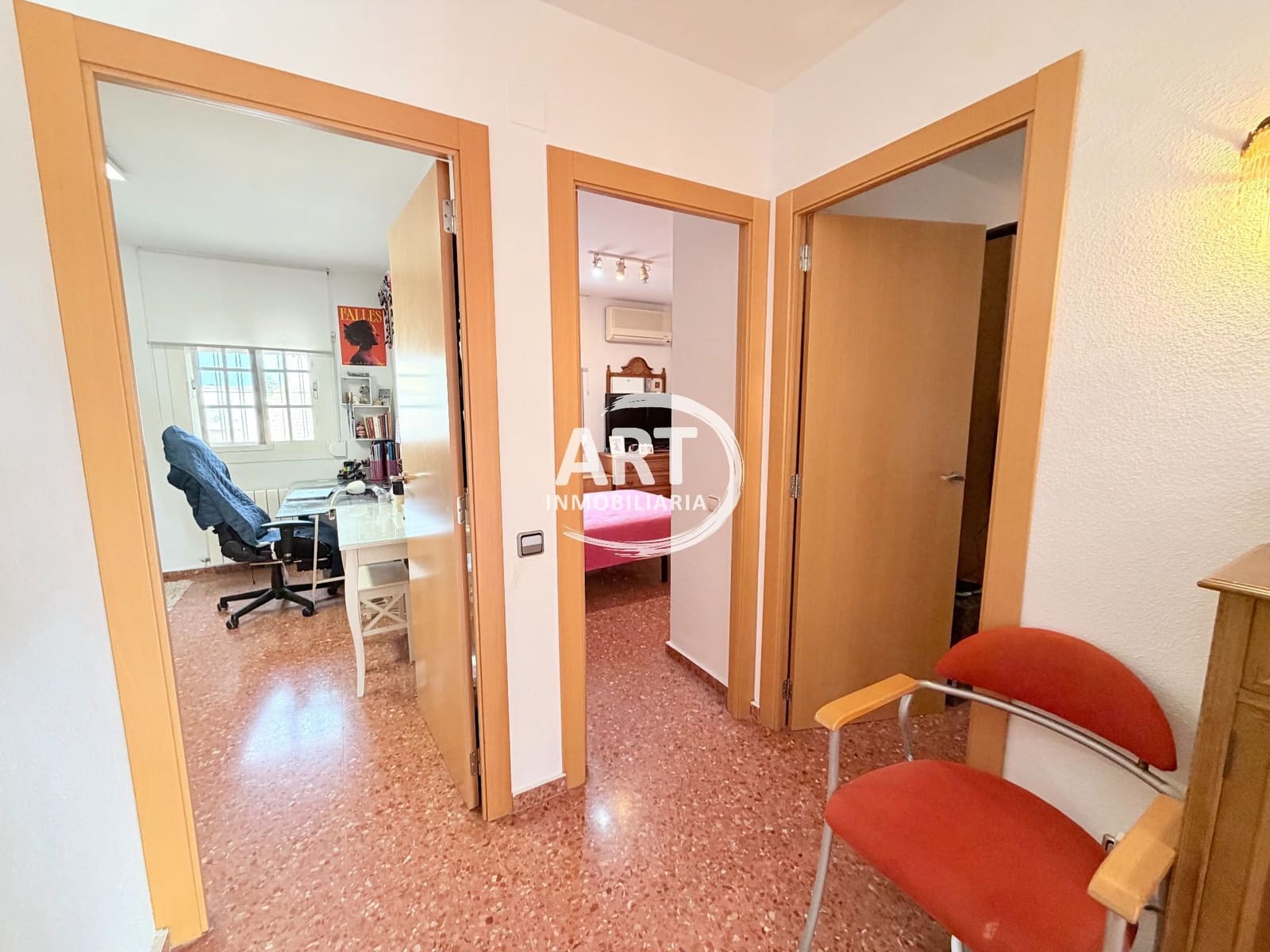 4 makuuhuone Huvila myytävänä paikassa San Antonio de Benageber mukana uima-altaan 
autotalli - 650 000 € (Ref: 9815481)