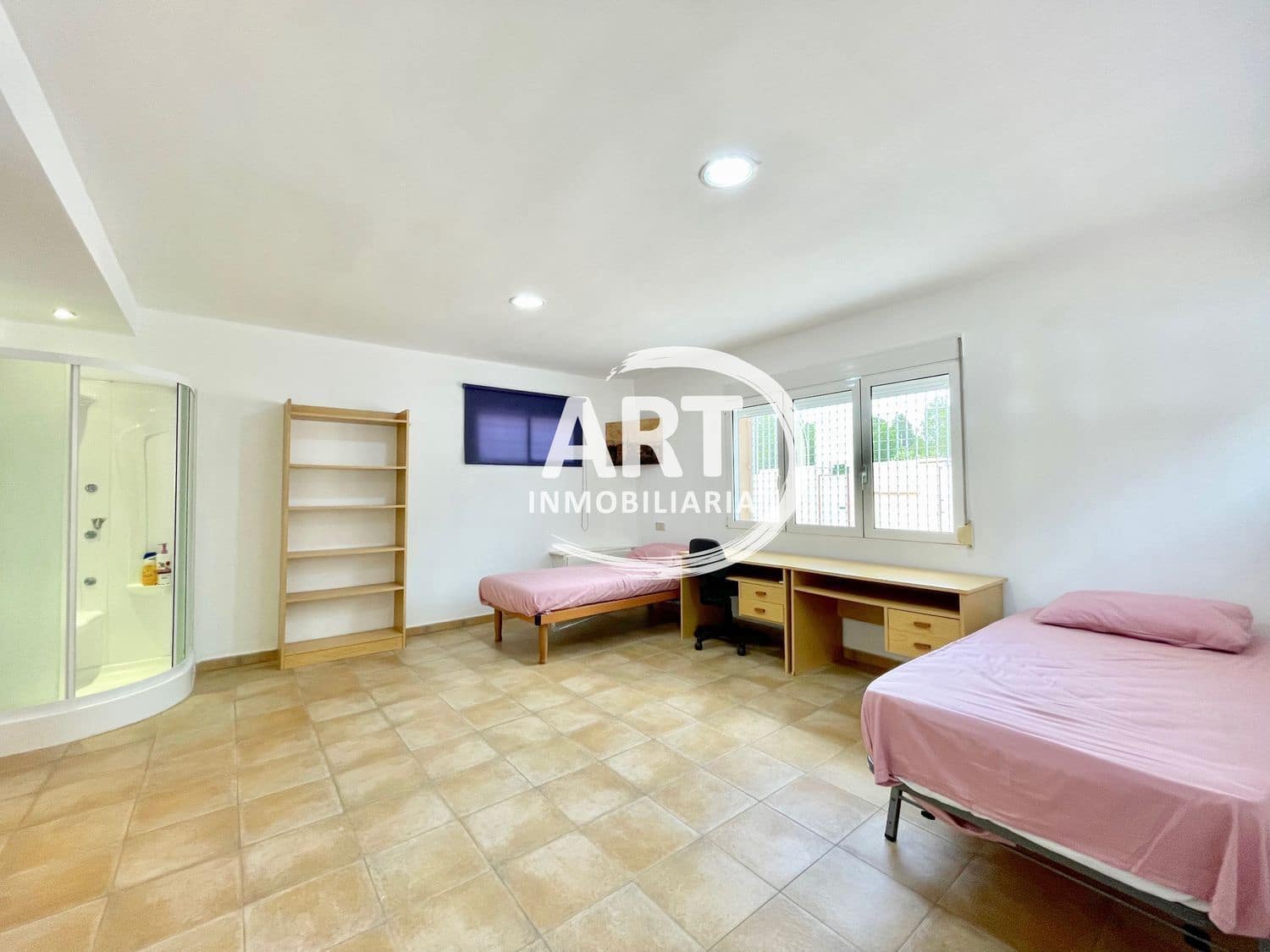 6 slaapkamer Villa te huur in San Antonio de Benageber met zwembad garage - € 3.800 (Ref: 9816976)