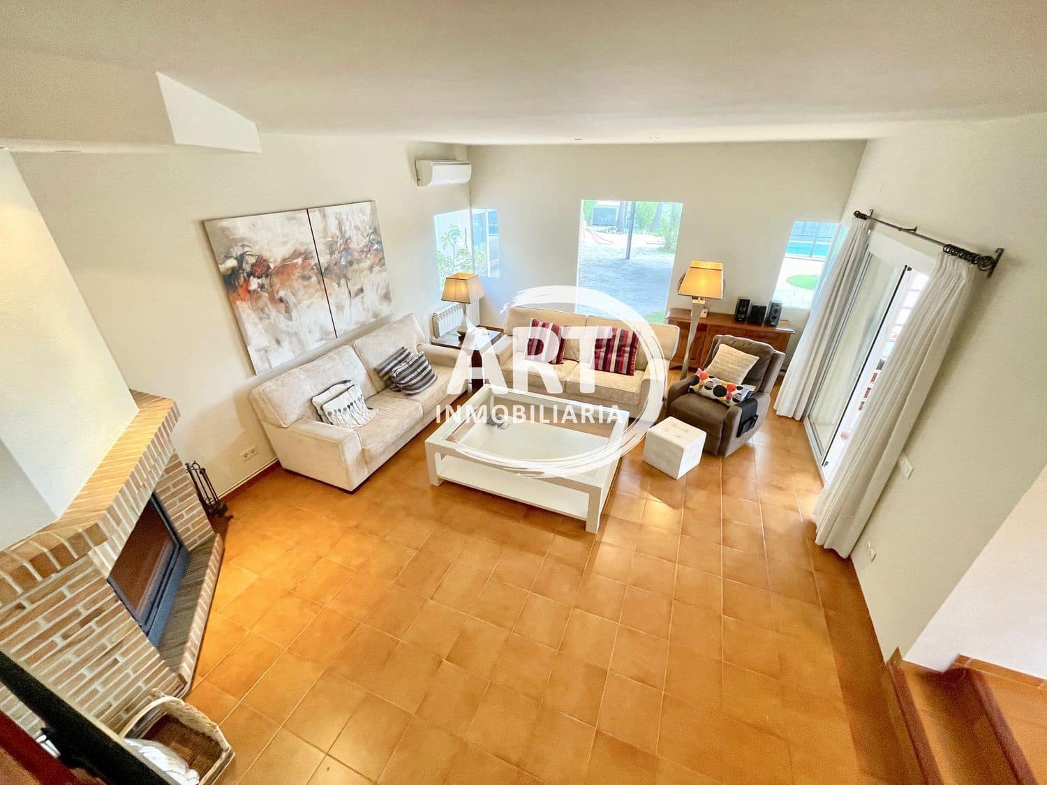 6 slaapkamer Villa te huur in San Antonio de Benageber met zwembad garage - € 3.800 (Ref: 9816976)