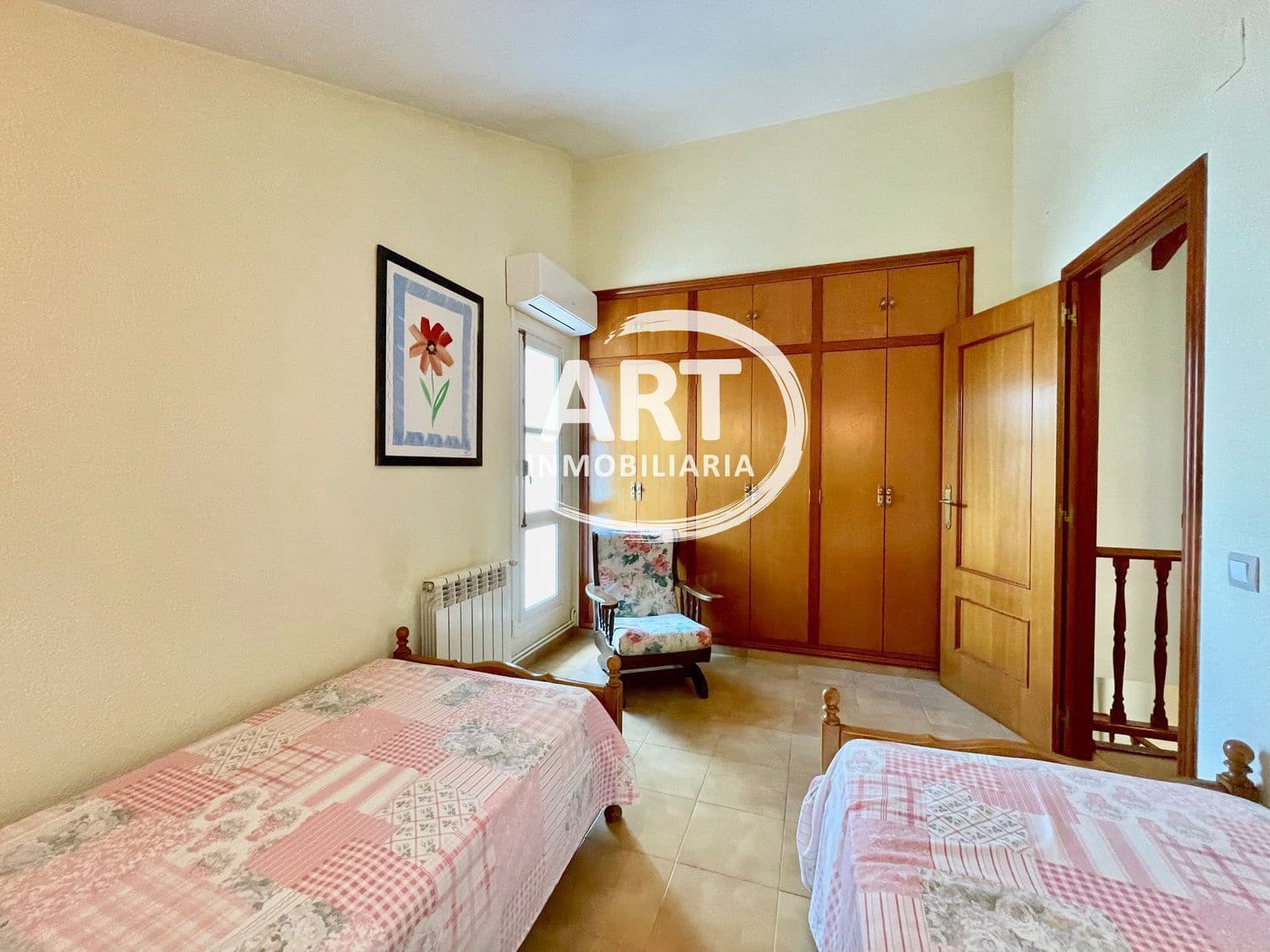 6 slaapkamer Villa te huur in San Antonio de Benageber met zwembad garage - € 3.800 (Ref: 9816976)