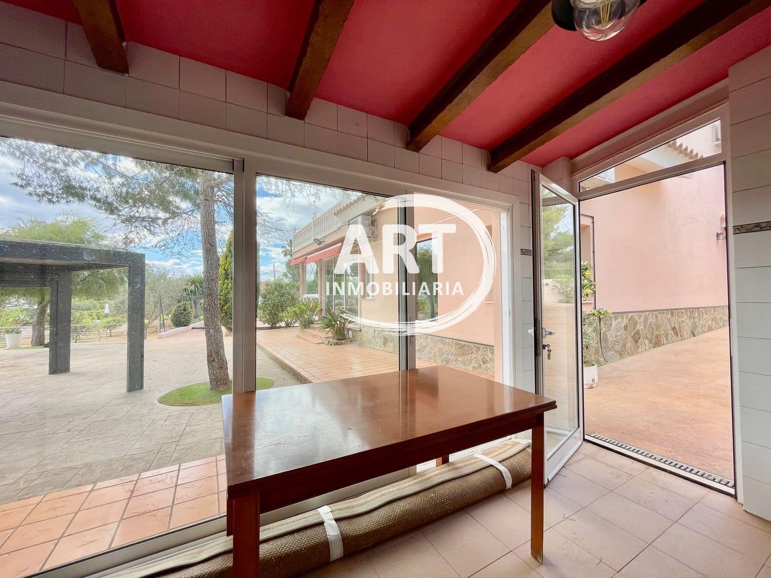 6 slaapkamer Villa te huur in San Antonio de Benageber met zwembad garage - € 3.800 (Ref: 9816976)