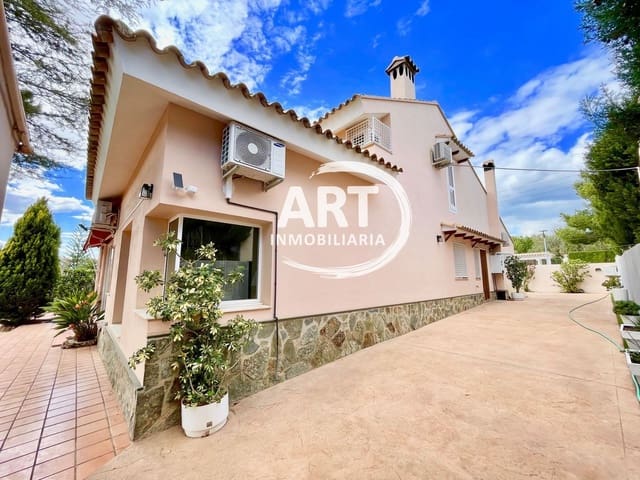 6 slaapkamer Villa te huur in San Antonio de Benagéber met zwembad garage - € 3.800 (Ref: 9816976)