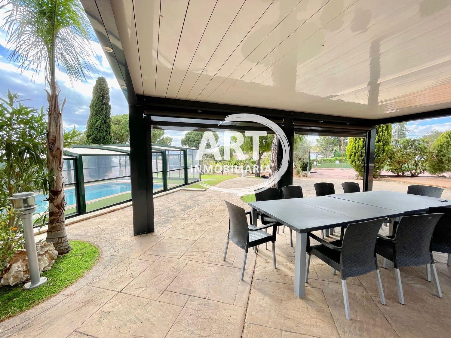 6 slaapkamer Villa te huur in San Antonio de Benageber met zwembad garage - € 3.800 (Ref: 9816976)