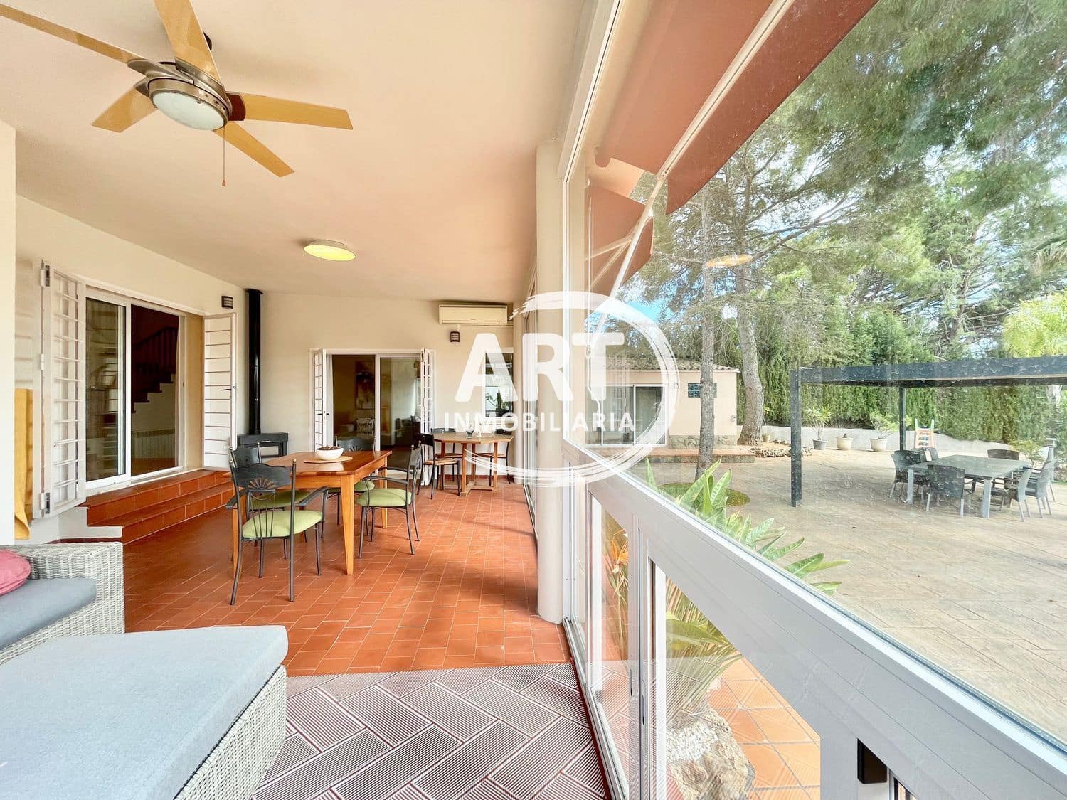 6 slaapkamer Villa te huur in San Antonio de Benageber met zwembad garage - € 3.800 (Ref: 9816976)