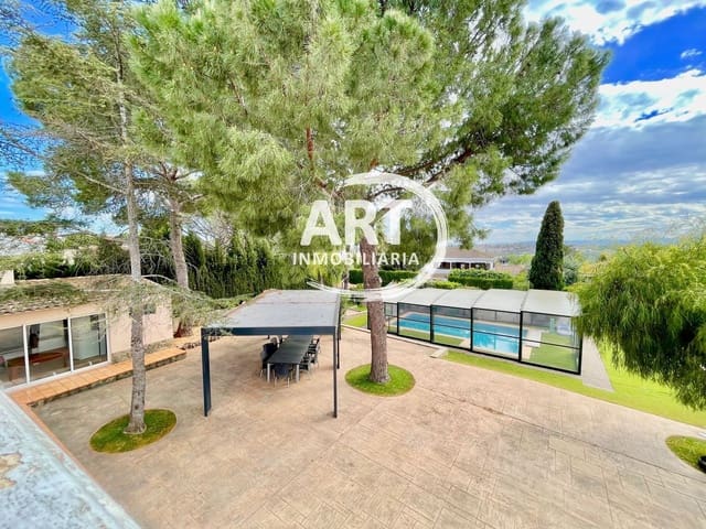 6 slaapkamer Villa te huur in San Antonio de Benagéber met zwembad garage - € 3.800 (Ref: 9816976)