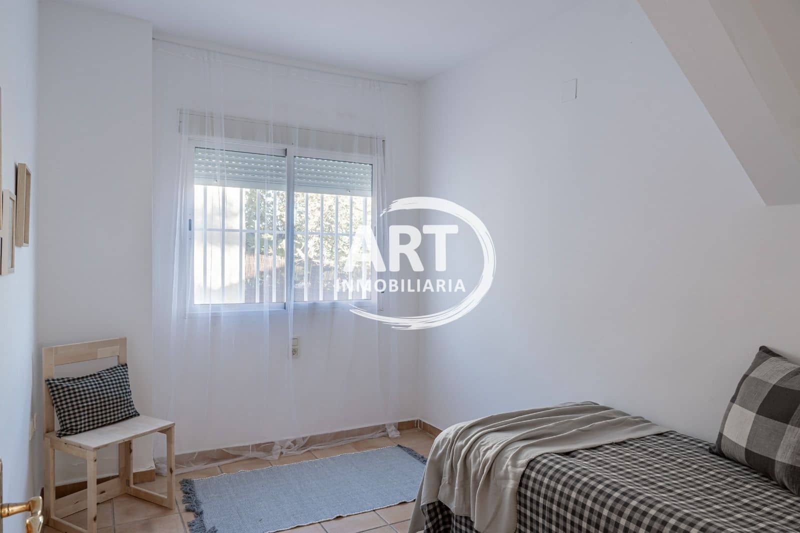 4 soveværelse Villa til salg i Betera med swimmingpool garage - € 380.000 (Ref: 9824612)