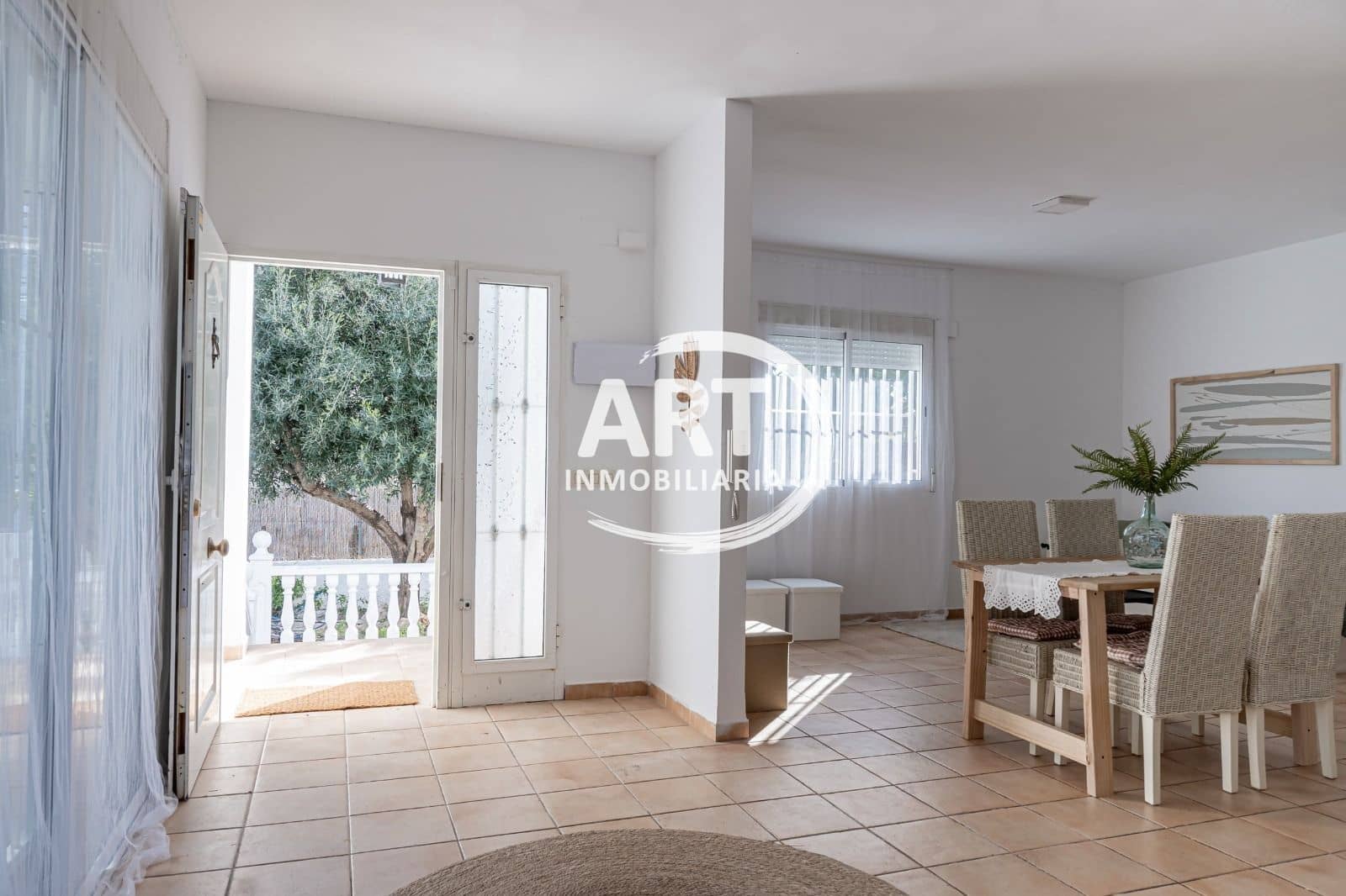 4 soveværelse Villa til salg i Betera med swimmingpool garage - € 380.000 (Ref: 9824612)