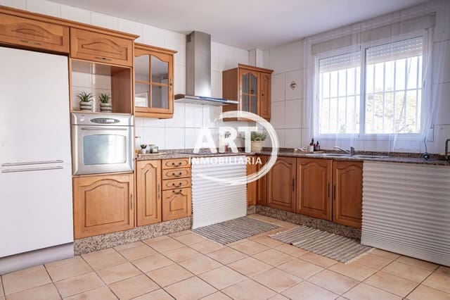 4 soveværelse Villa til salg i Bétera med swimmingpool garage - € 380.000 (Ref: 9824612)