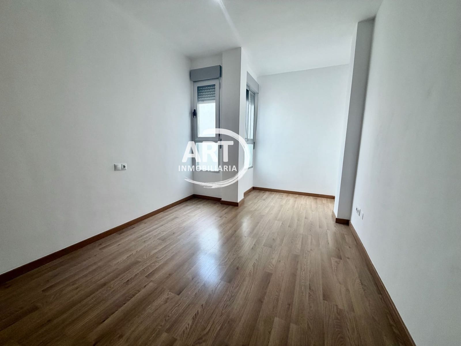3 makuuhuone Kattohuoneisto myytävänä paikassa Paterna - 260 000 € (Ref: 9824613)