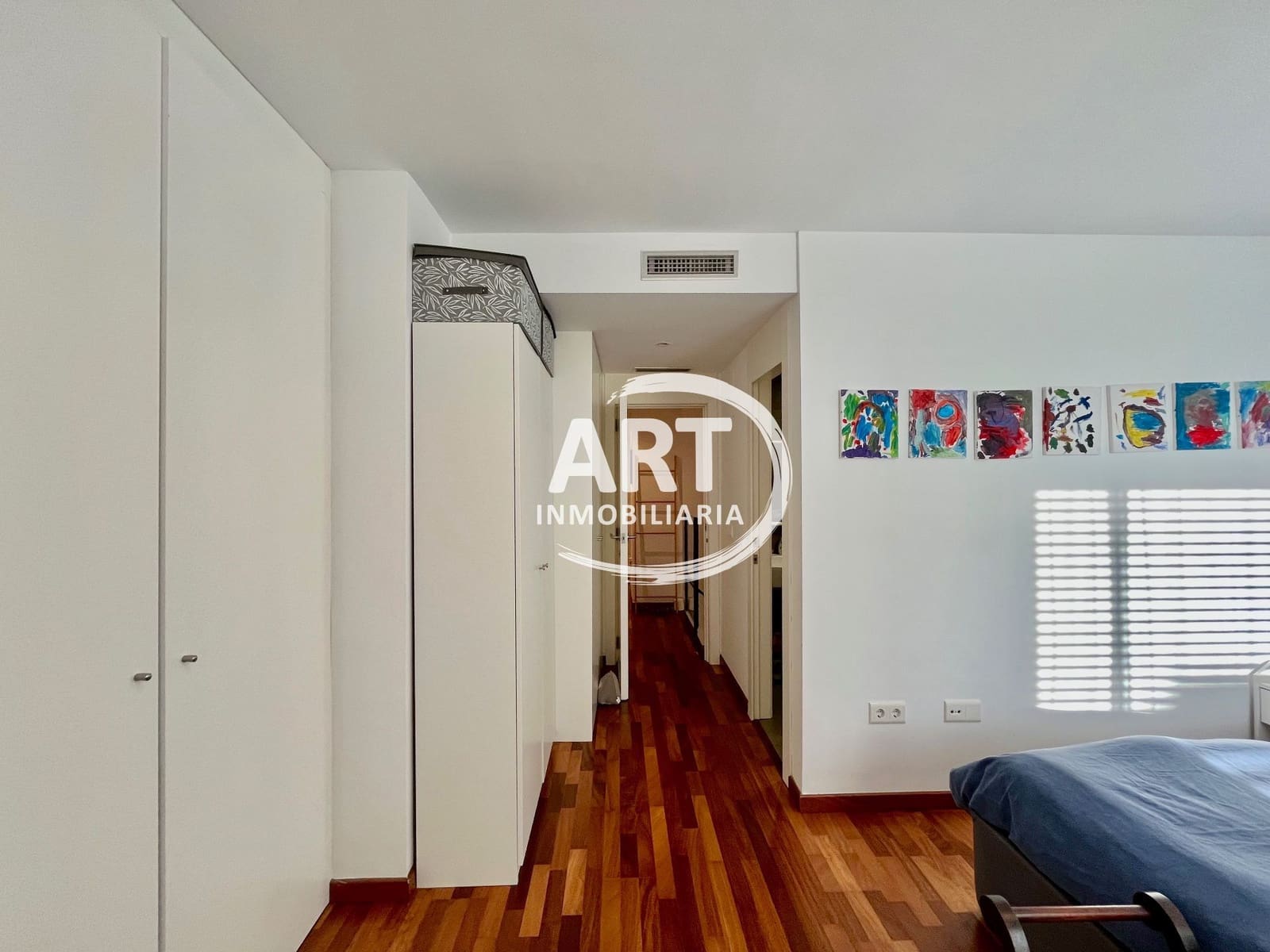 4 bedroom Townhouse for sale in Rocafort with garage - € 390,000 (Ref: 9838877)