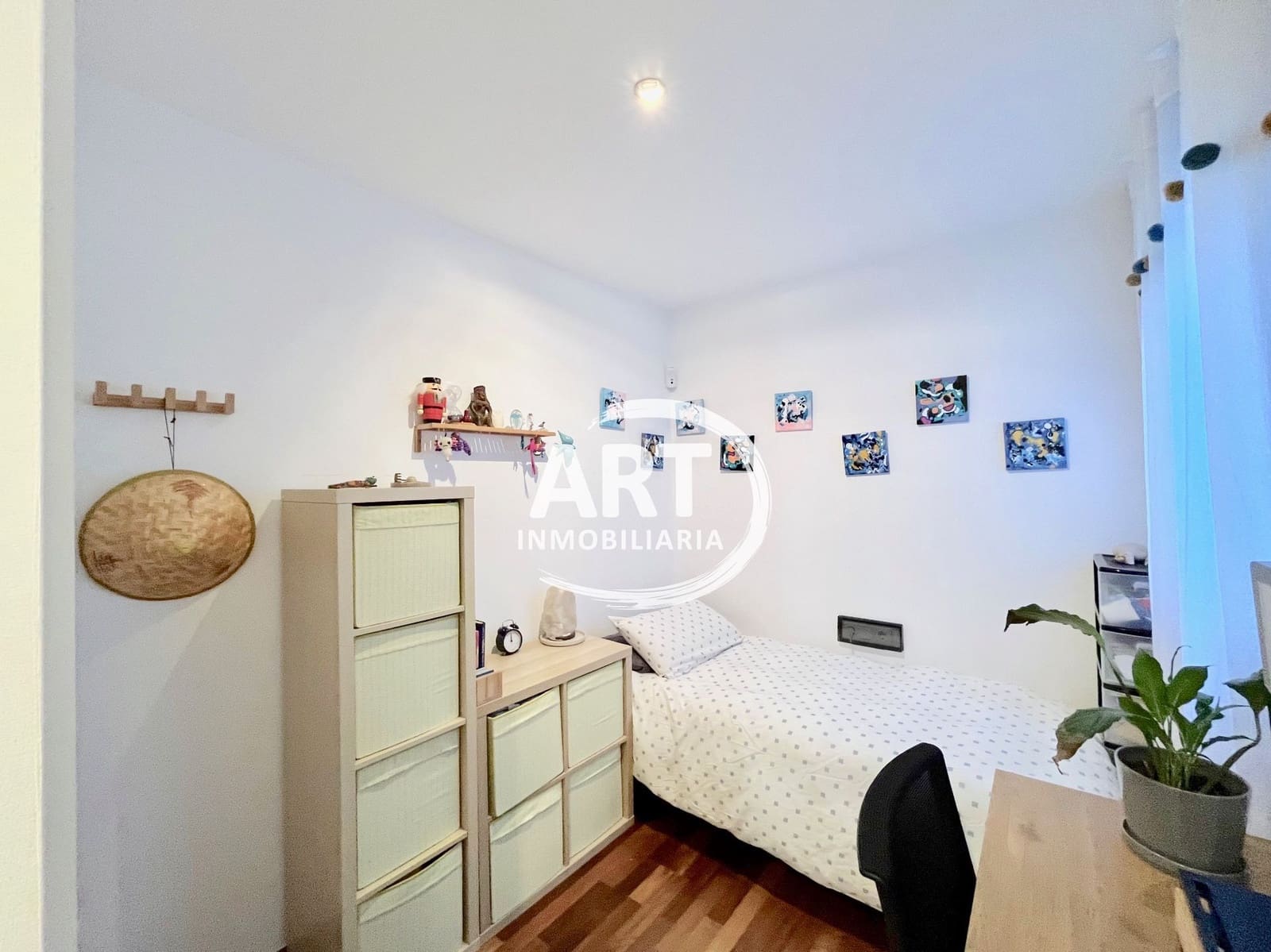 4 bedroom Townhouse for sale in Rocafort with garage - € 390,000 (Ref: 9838877)