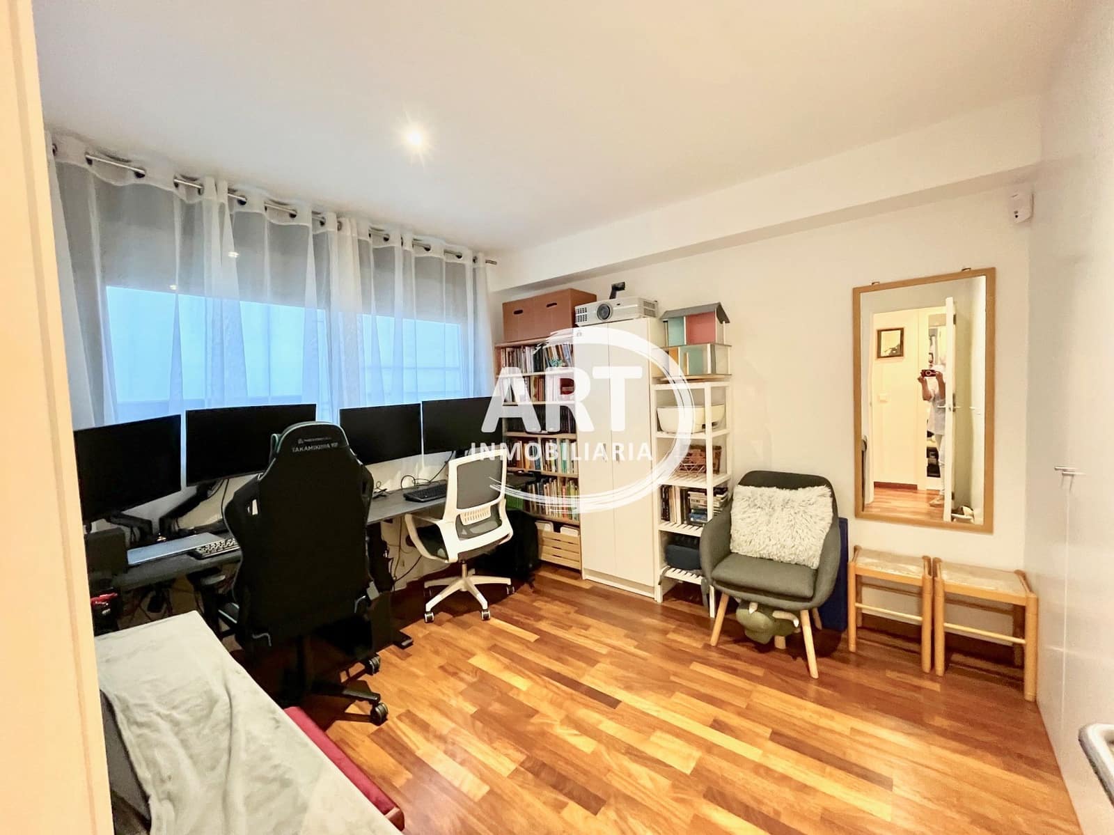 4 bedroom Townhouse for sale in Rocafort with garage - € 390,000 (Ref: 9838877)
