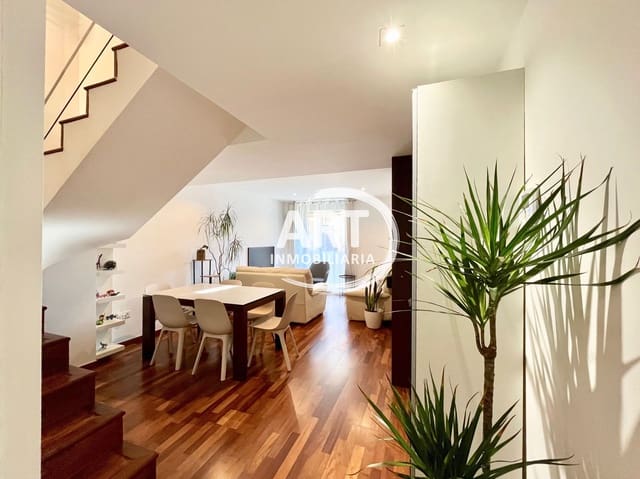 4 quarto Casa em Banda para venda em Rocafort com garagem - 400 000 € (Ref: 9838877)