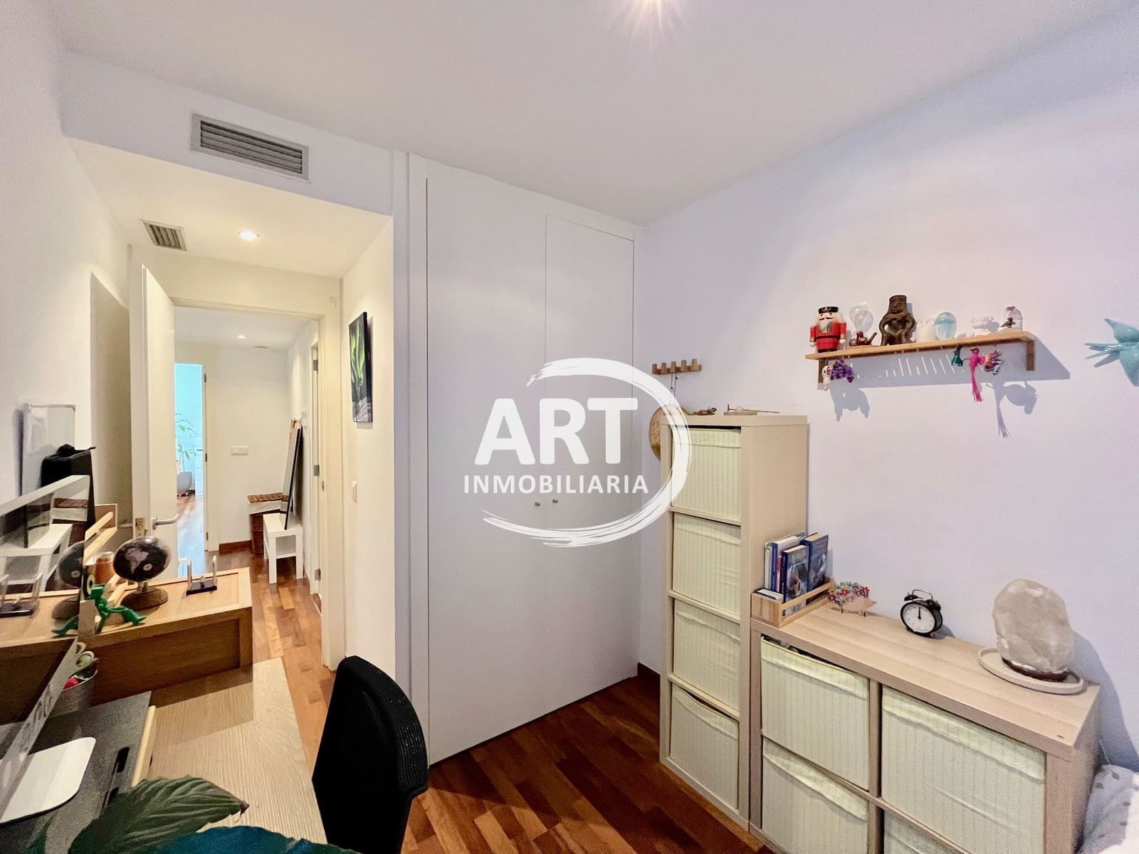 4 bedroom Townhouse for sale in Rocafort with garage - € 390,000 (Ref: 9838877)