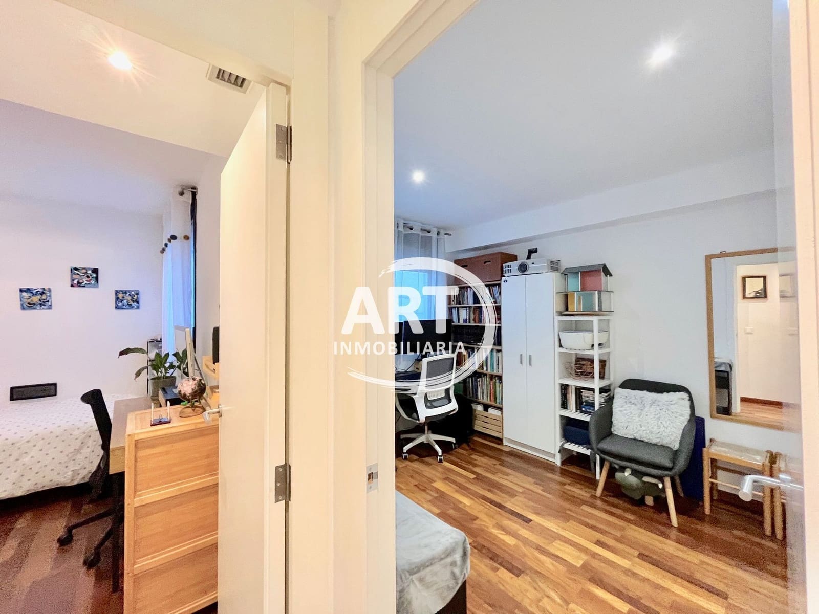4 bedroom Townhouse for sale in Rocafort with garage - € 390,000 (Ref: 9838877)