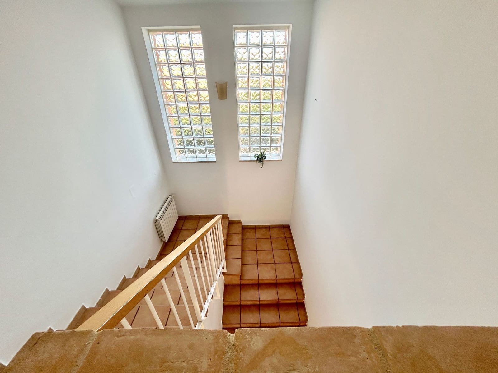 5 bedroom Villa for rent in L'Eliana with pool garage - € 3,450 (Ref: 9838878)
