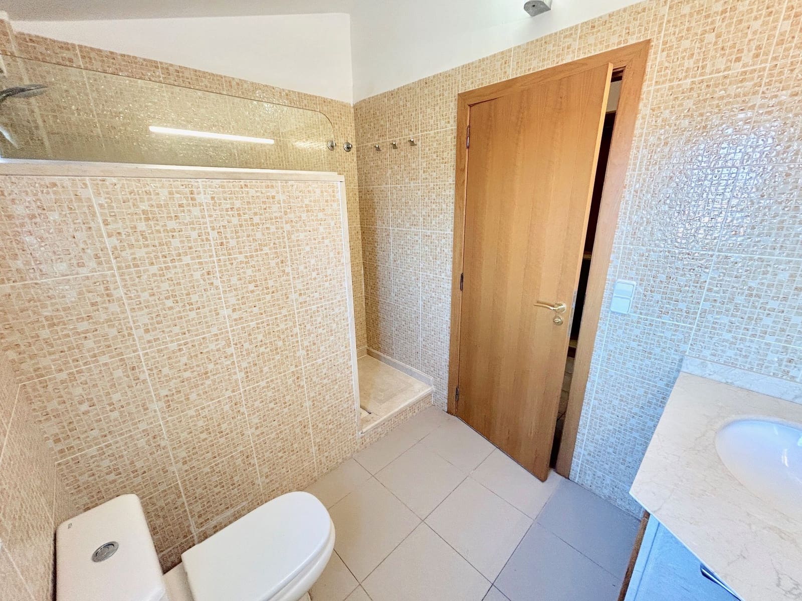 5 bedroom Villa for rent in L'Eliana with pool garage - € 3,450 (Ref: 9838878)