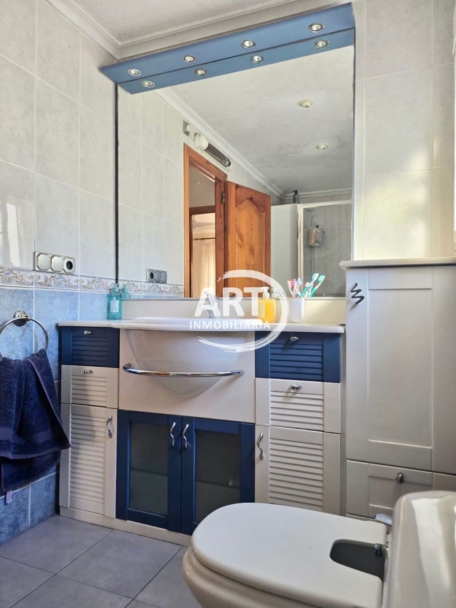4 bedroom Semi-detached Villa for rent in Godella with garage - € 1,800 (Ref: 9842114)