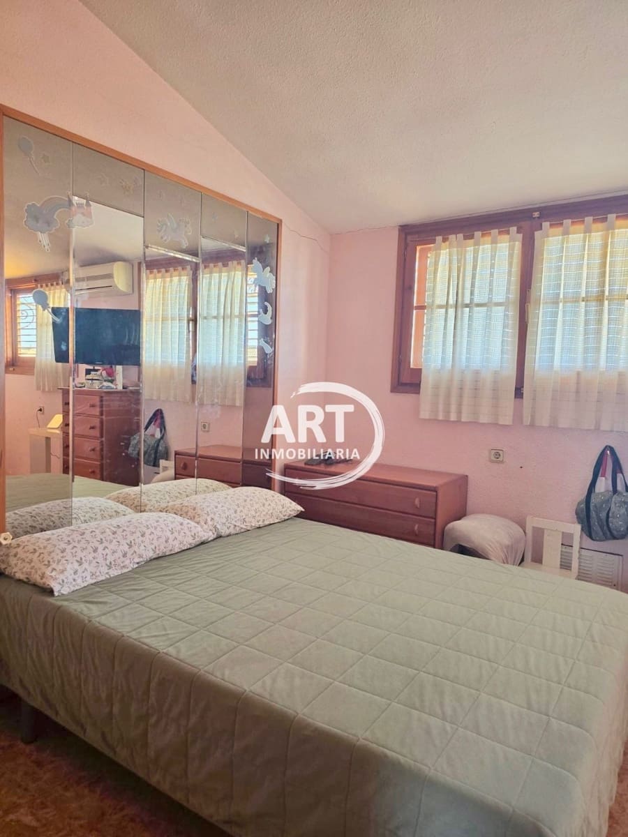 4 bedroom Semi-detached Villa for rent in Godella with garage - € 1,800 (Ref: 9842114)