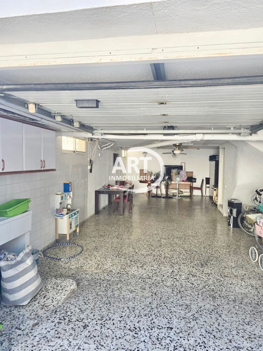 4 bedroom Semi-detached Villa for rent in Godella with garage - € 1,800 (Ref: 9842114)