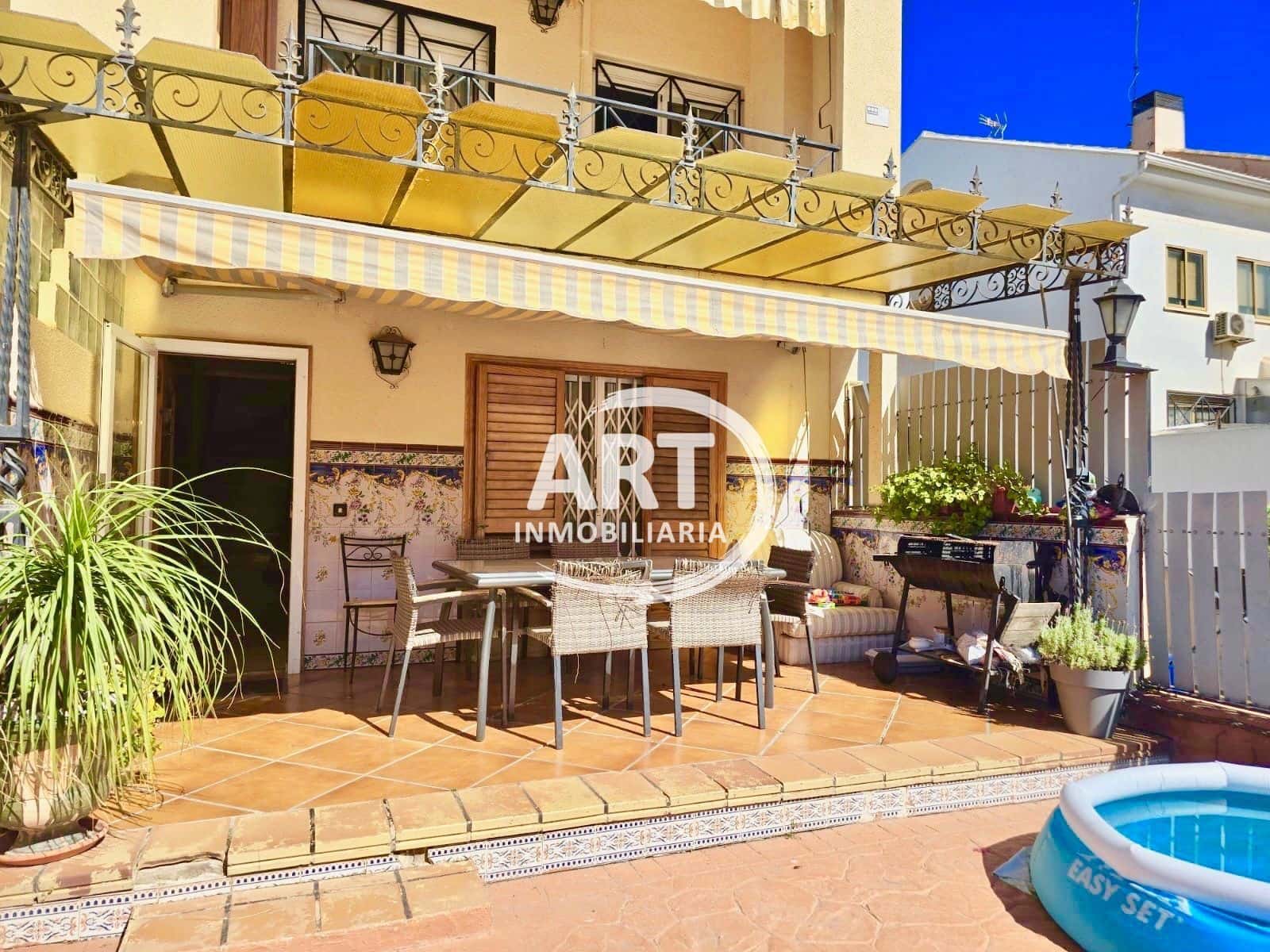 4 bedroom Semi-detached Villa for rent in Godella with garage - € 1,800 (Ref: 9842114)