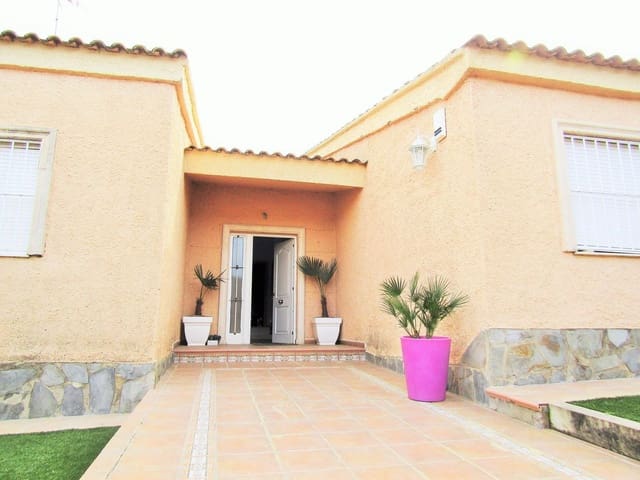 5 bedroom Villa for rent in San Antonio de Benagéber with pool garage - € 2,500 (Ref: 9856328)